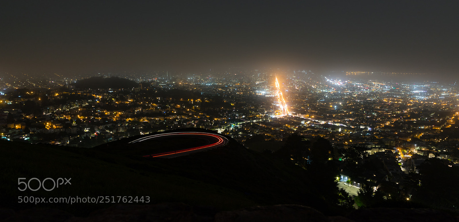 Canon EOS 6D Mark II sample photo. Foggy skies, peaceful nights photography
