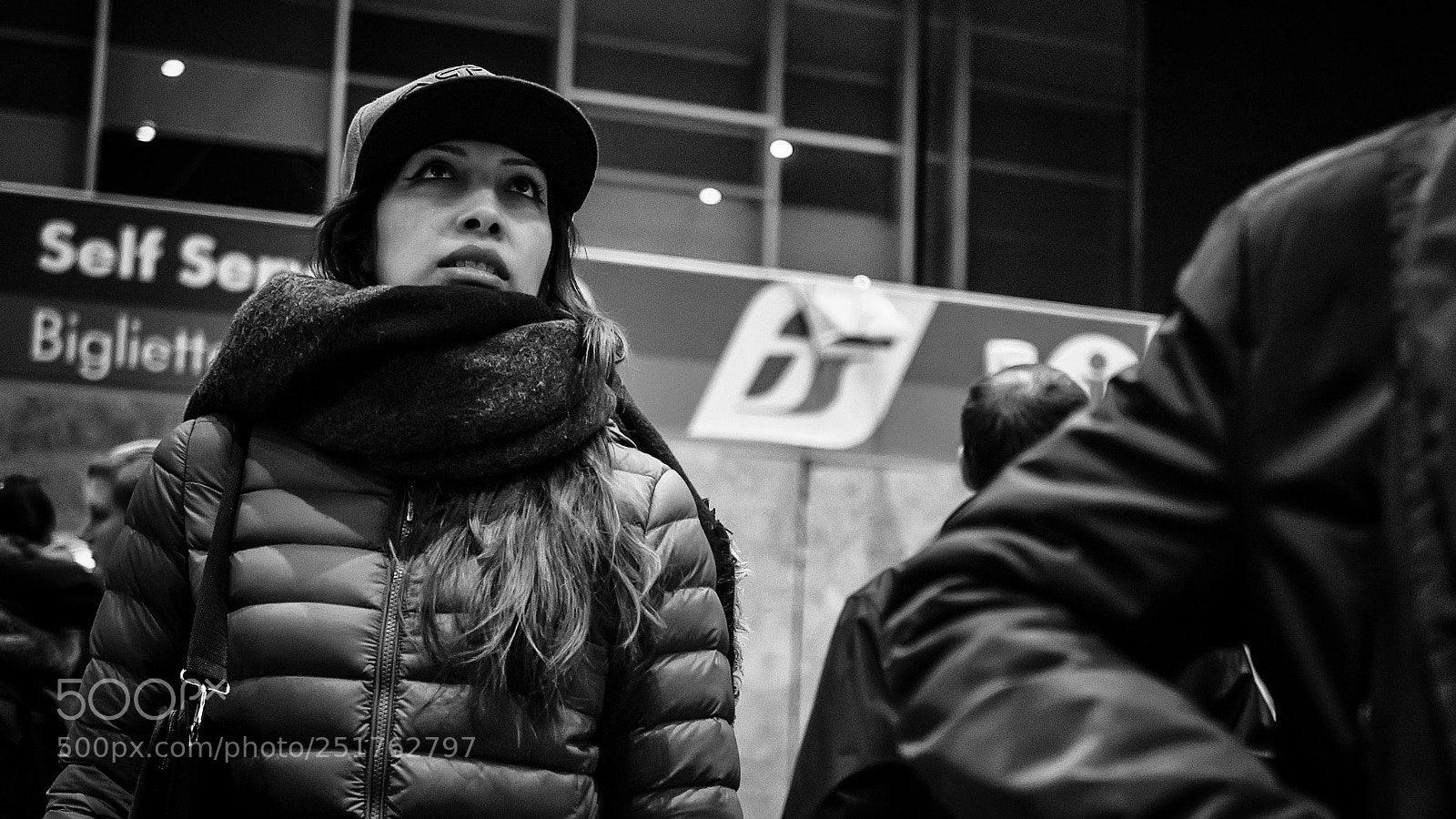 Olympus OM-D E-M10 II sample photo. Railway station #648 photography