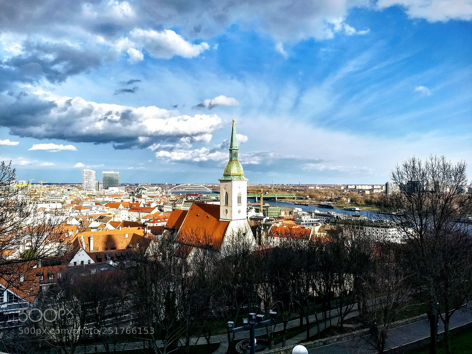 Motorola Moto G (5) Plus sample photo. Bratislava photography