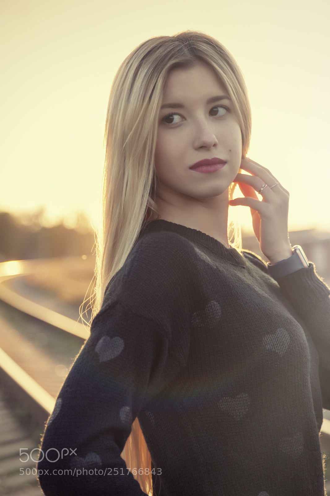 Canon EOS-1Ds Mark III sample photo. Portrait photography