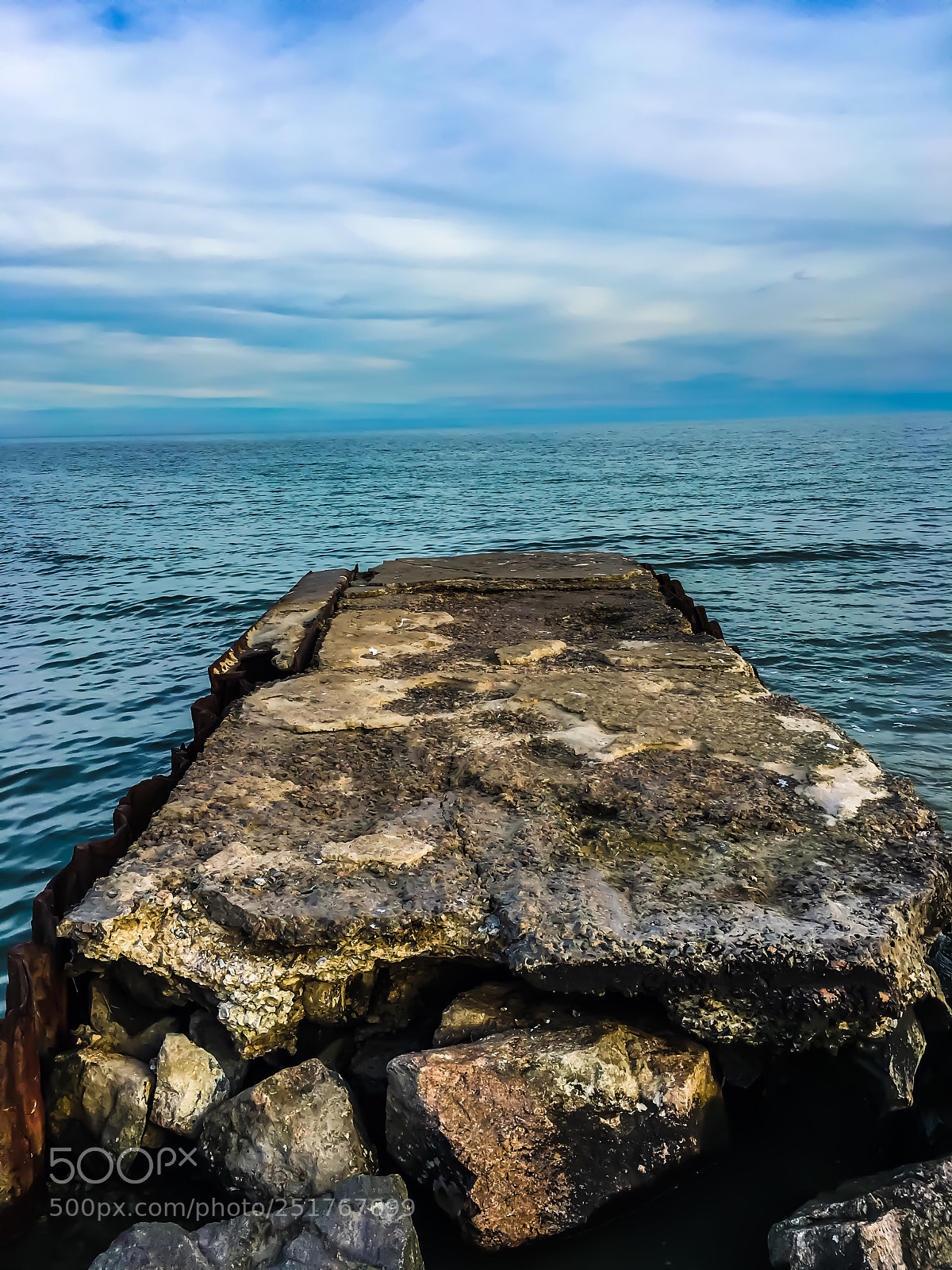 Apple iPhone 6s Plus sample photo. The broken bridge  photography