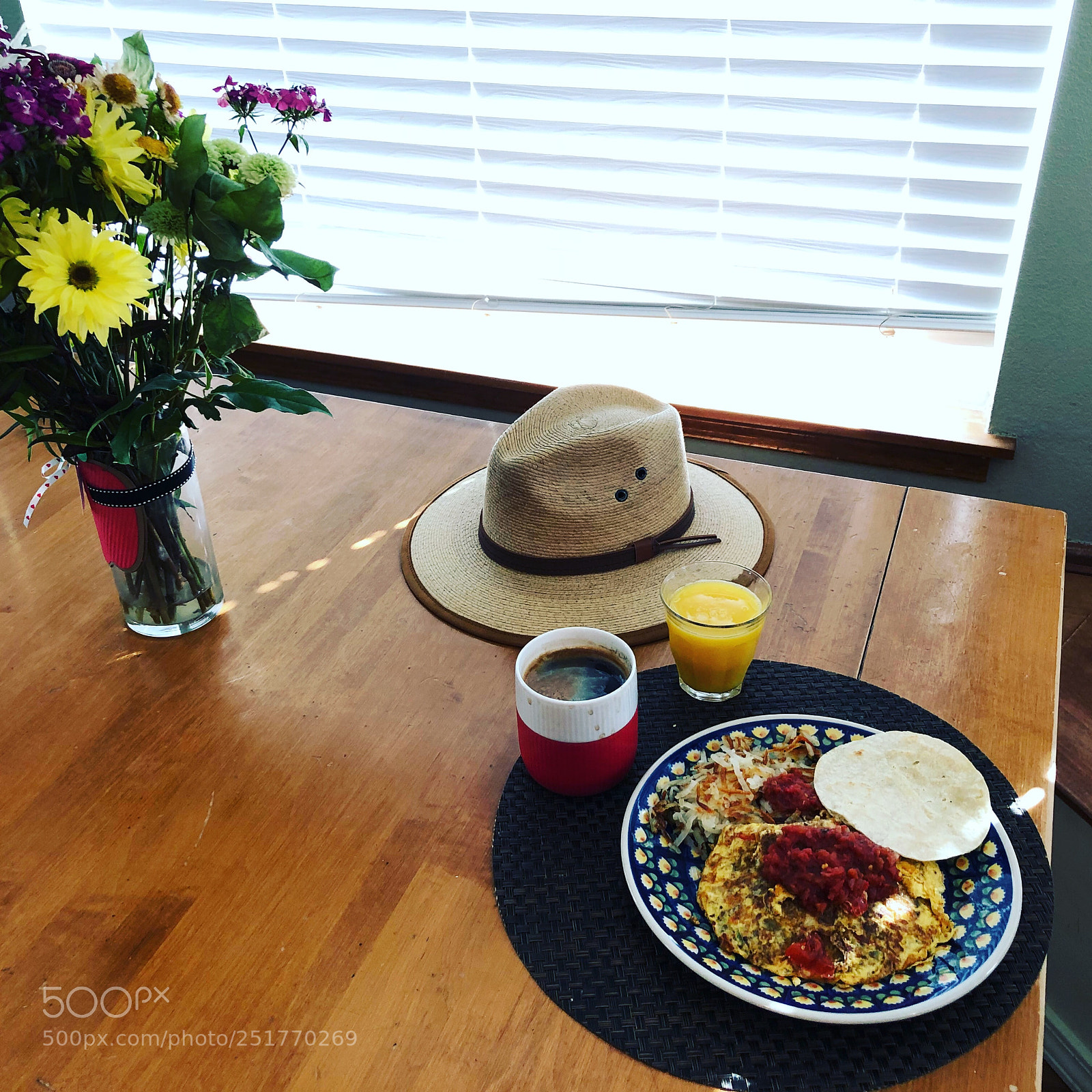 Apple iPhone X sample photo. Easter breakfast photography
