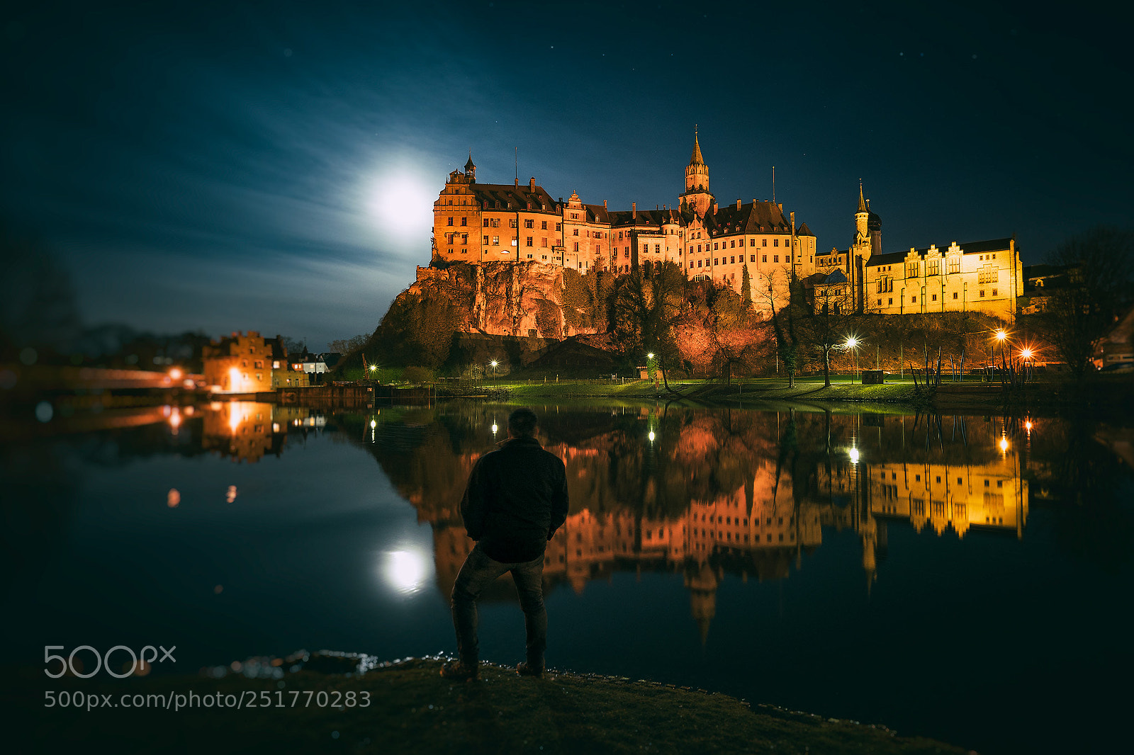 Sony a9 sample photo. Schloss sigmaringen bei vollmond photography