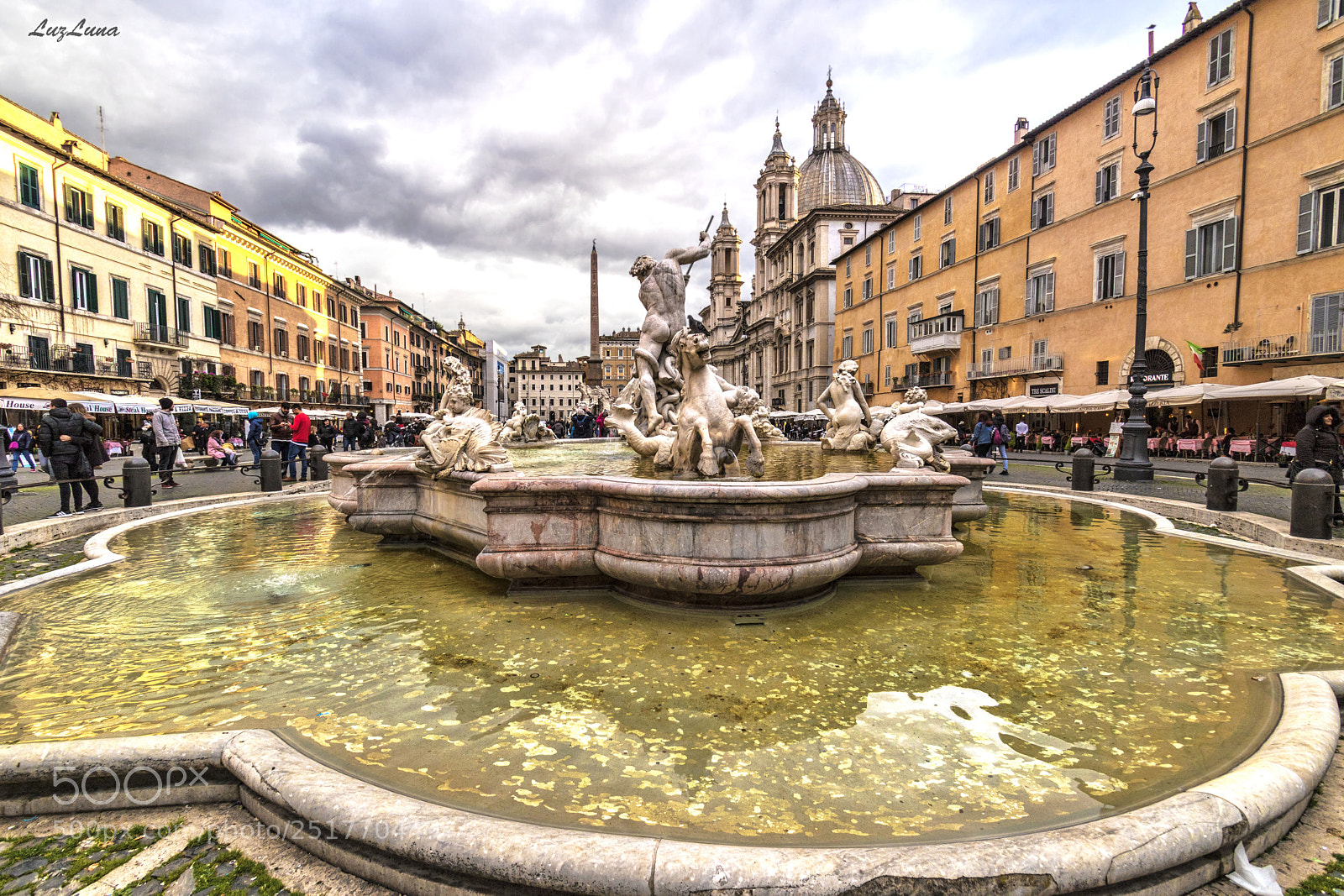 Canon EOS 750D (EOS Rebel T6i / EOS Kiss X8i) sample photo. Piazza navona photography