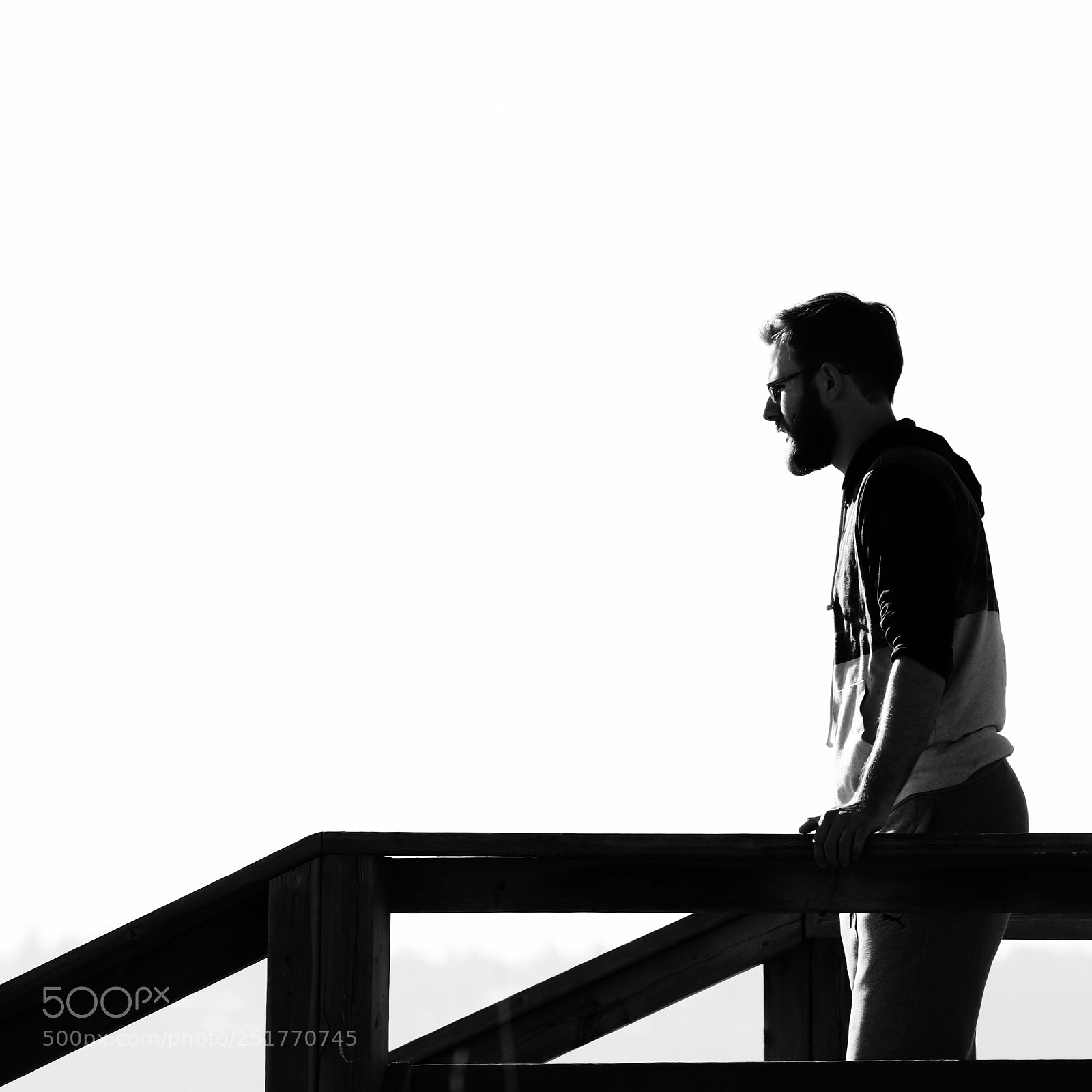 Canon EOS 800D (EOS Rebel T7i / EOS Kiss X9i) sample photo. Man looking down at photography