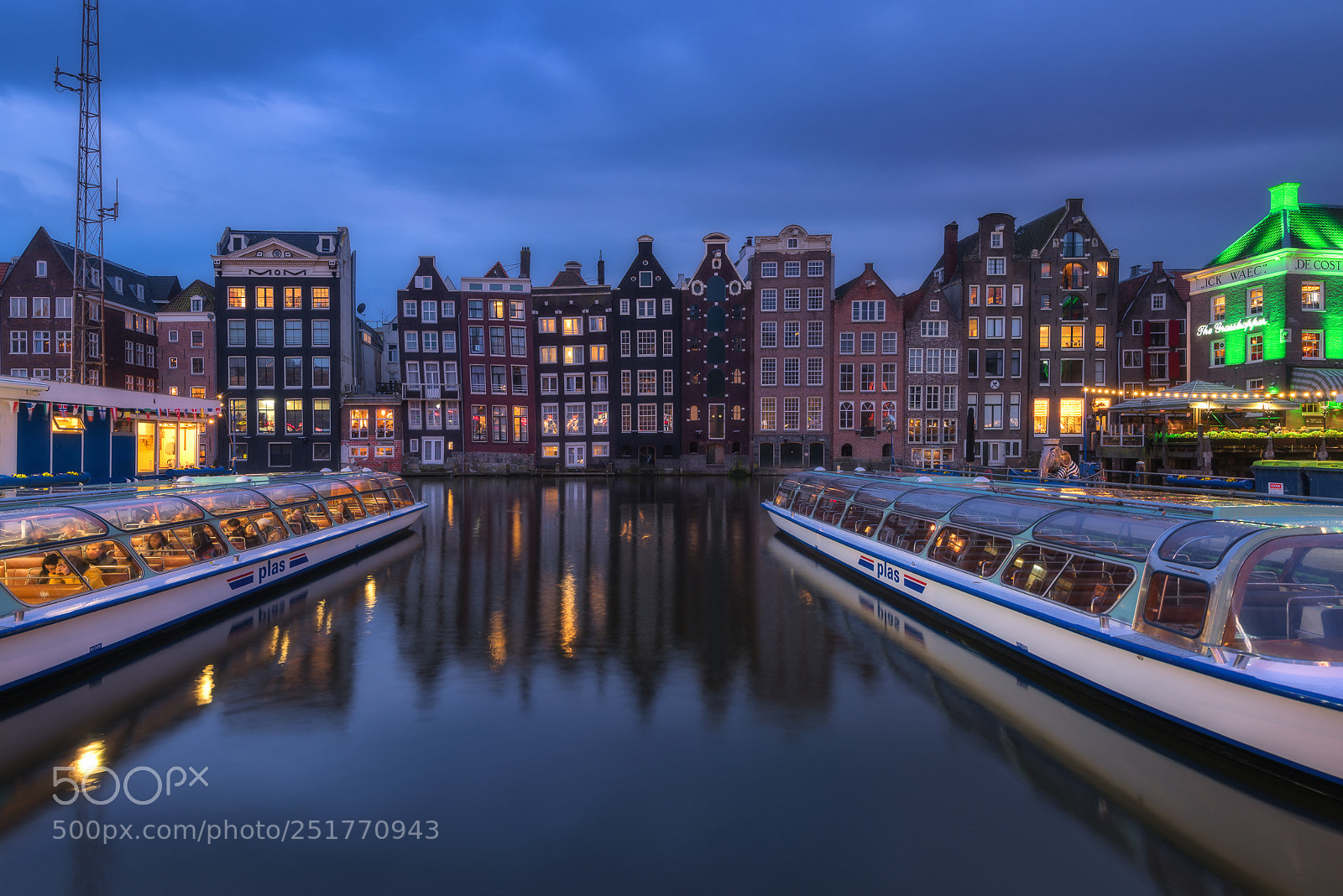 Nikon D810 sample photo. Damrak amsterdam photography
