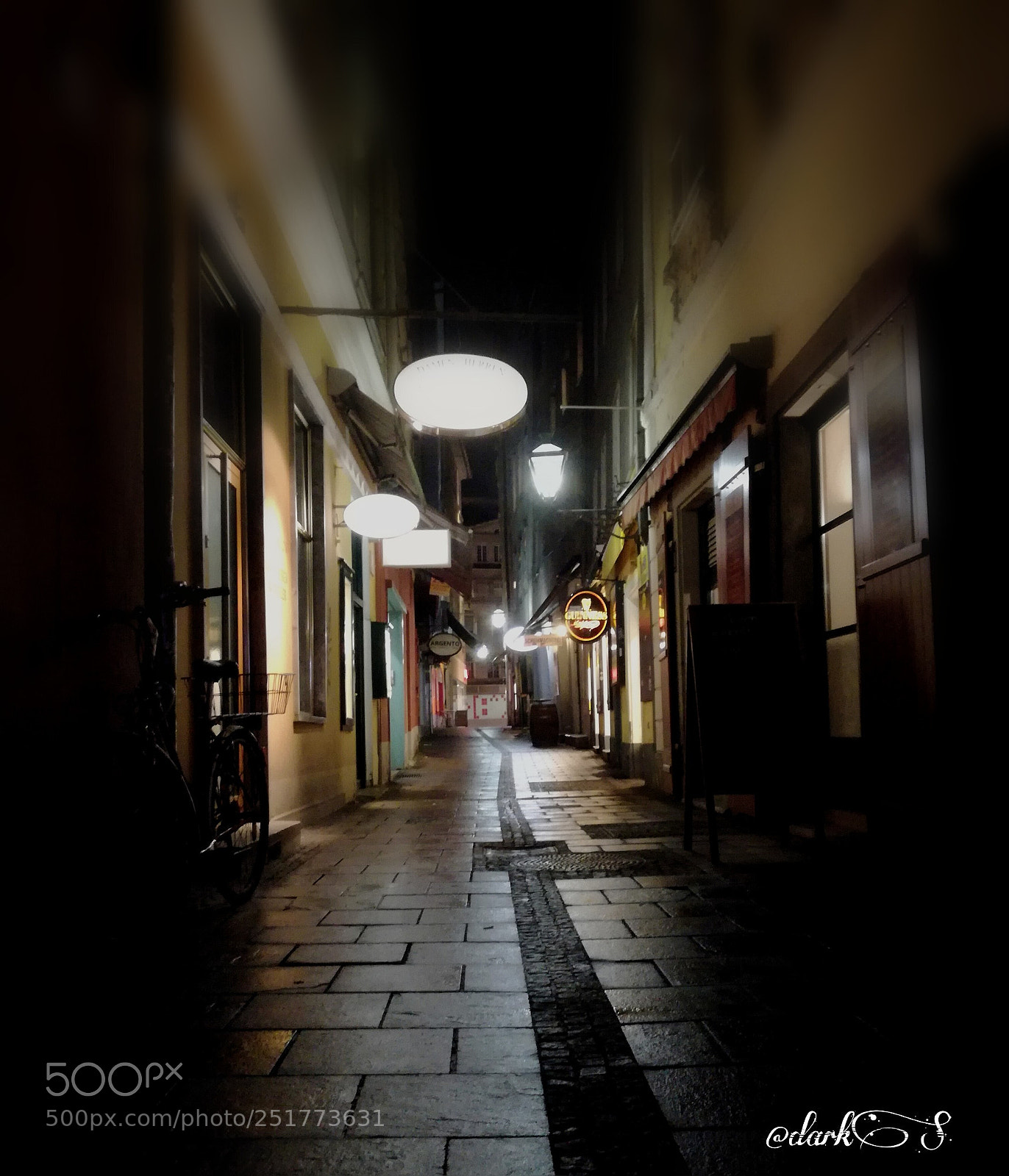 HUAWEI P9 LITE sample photo. By night photography