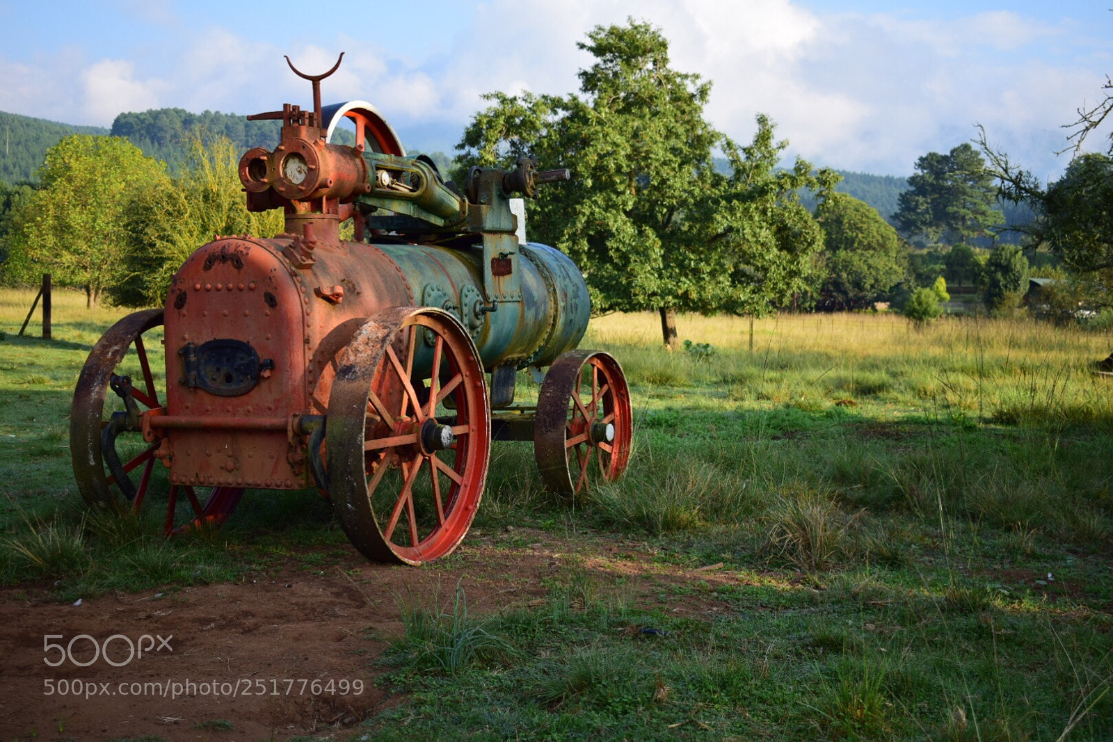 Nikon D5300 sample photo. Vintage rusted steam tractor  photography