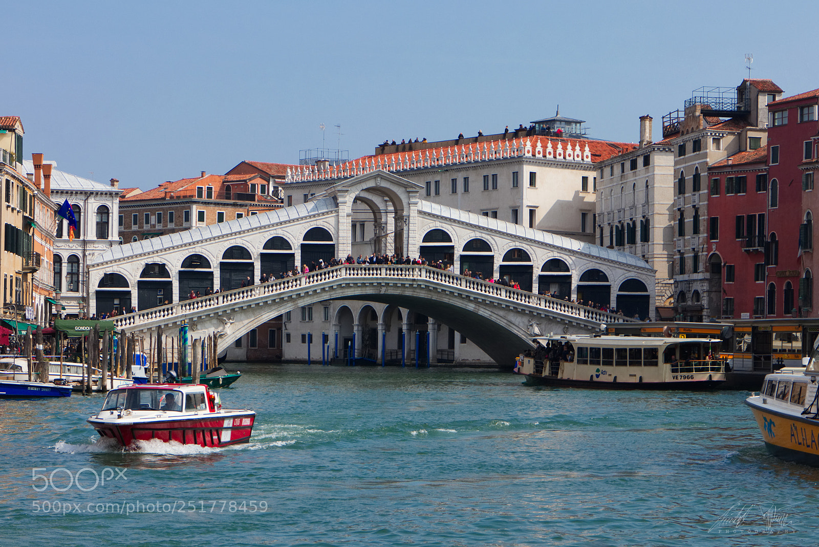 Canon EOS M6 sample photo. Ponte di rialto photography