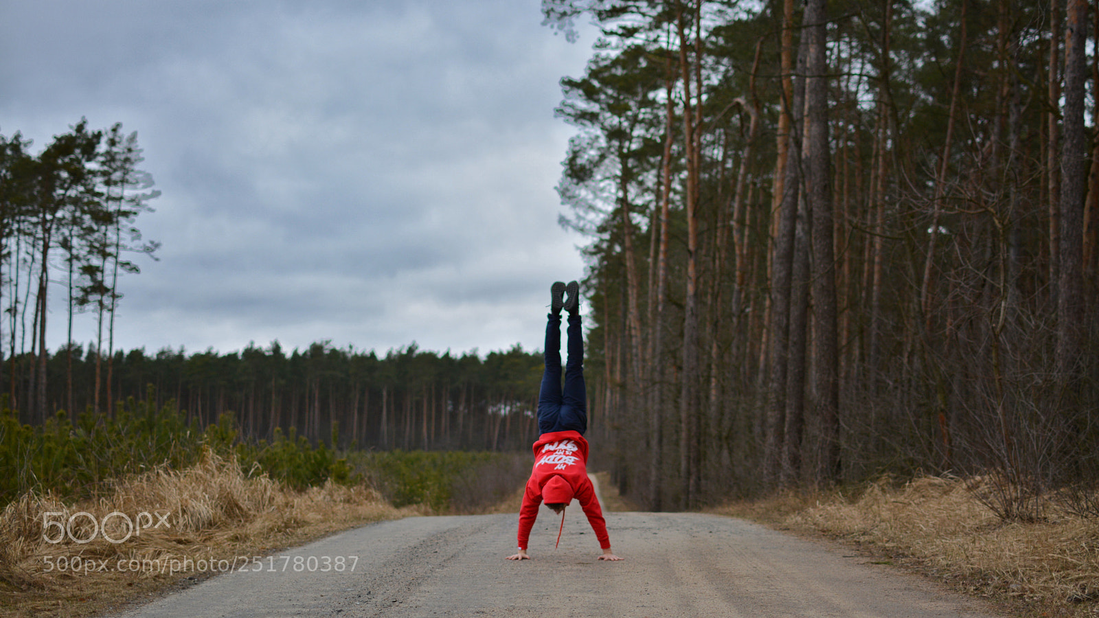 Nikon D5200 sample photo. Handstand photography