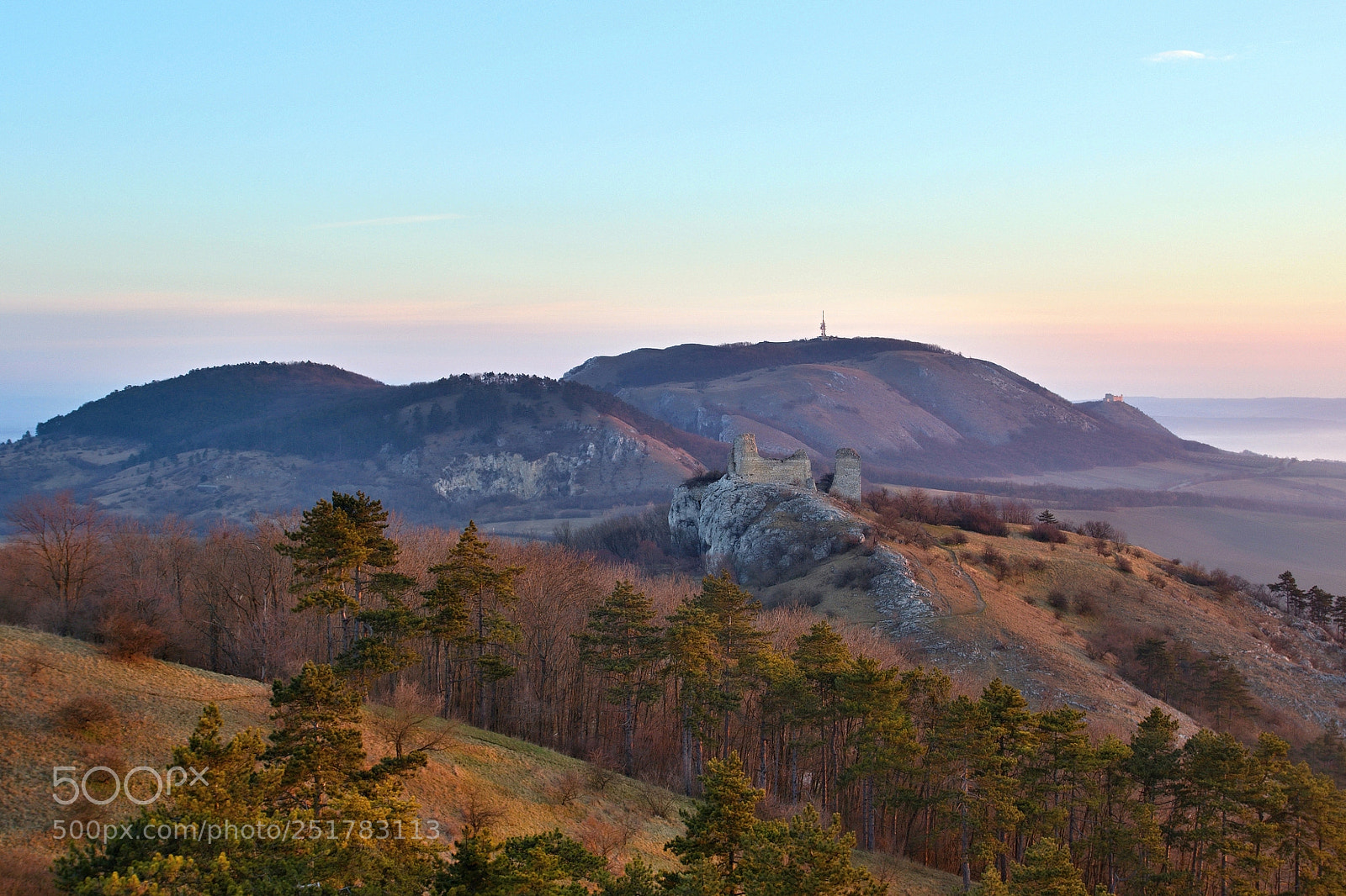 Canon EOS 600D (Rebel EOS T3i / EOS Kiss X5) sample photo. Morning on pálava photography