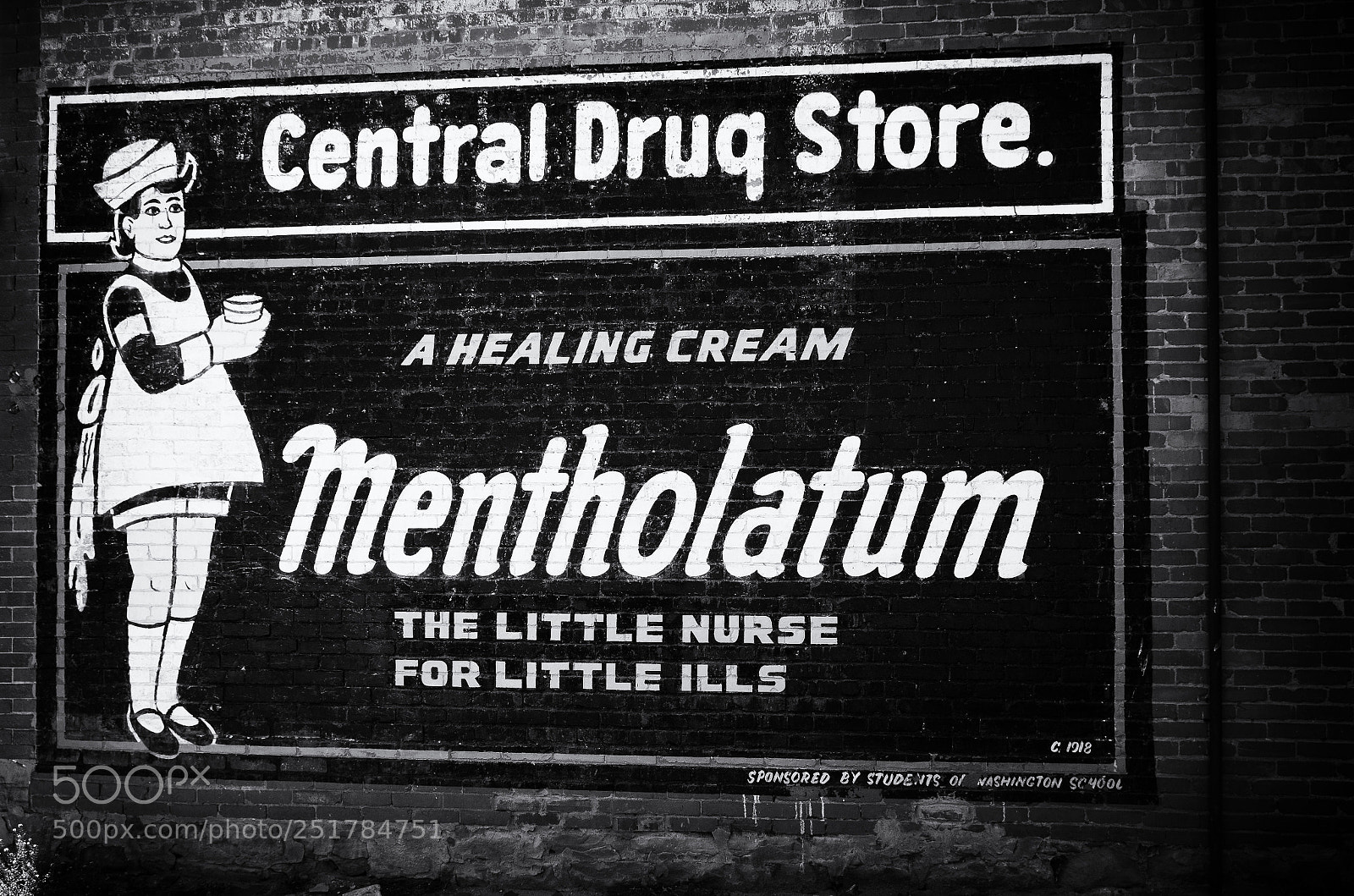 Nikon D7000 sample photo. Mentholatum photography