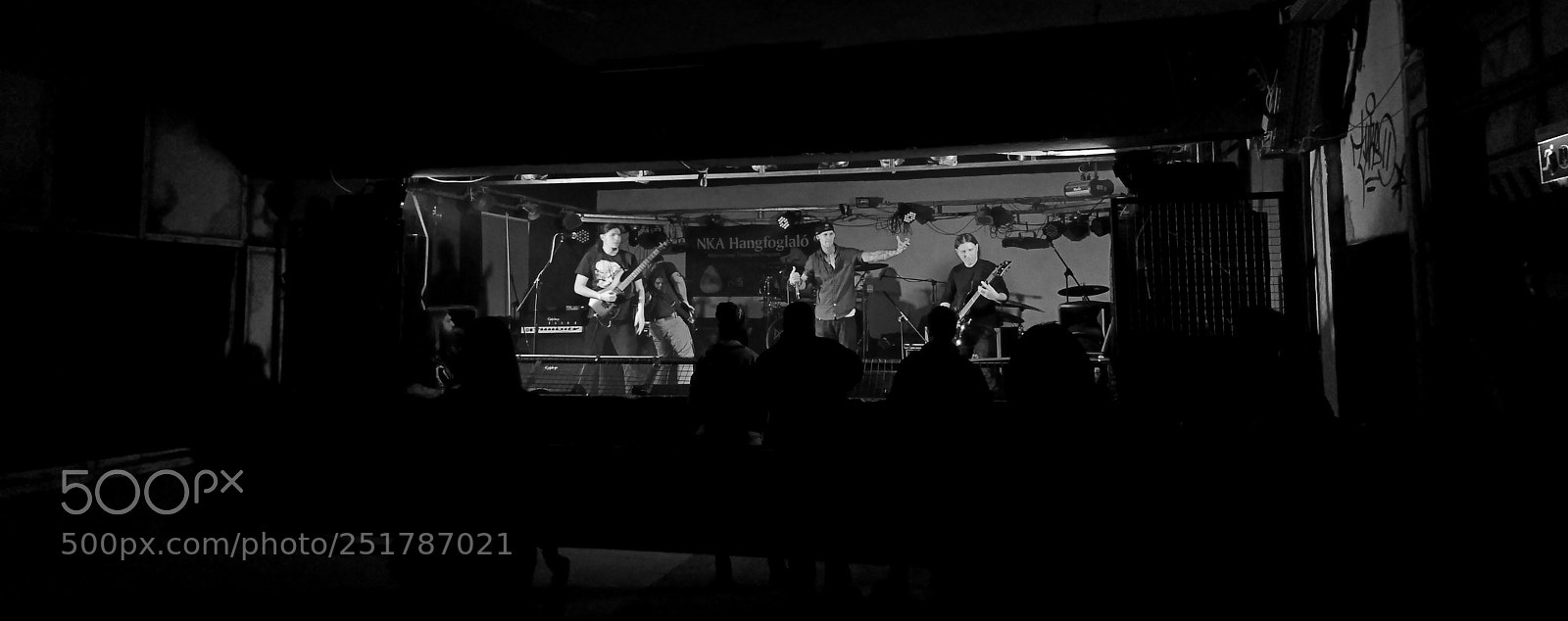 Sony Xperia XZ sample photo. Heavy metal night at photography