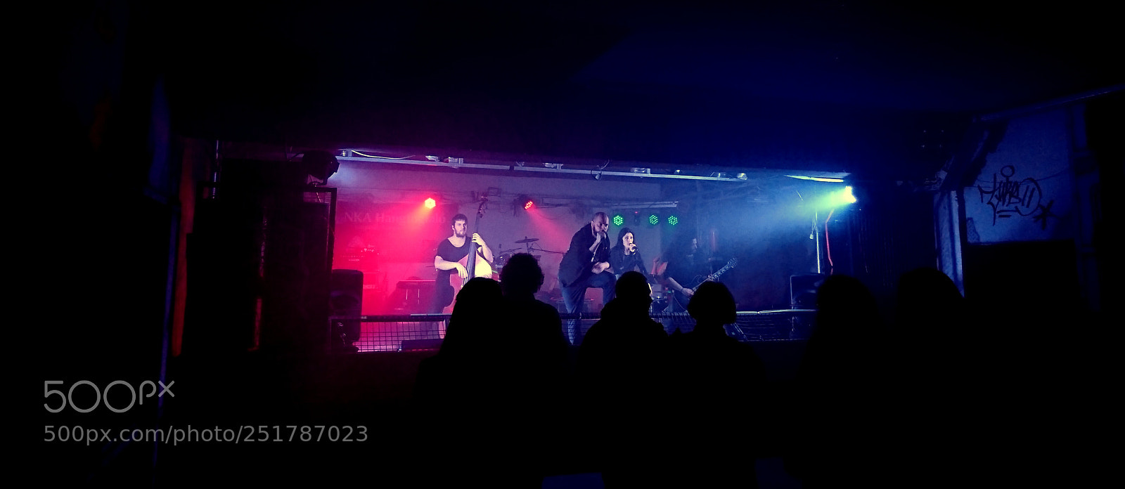 Sony Xperia XZ sample photo. Heavy metal night at photography