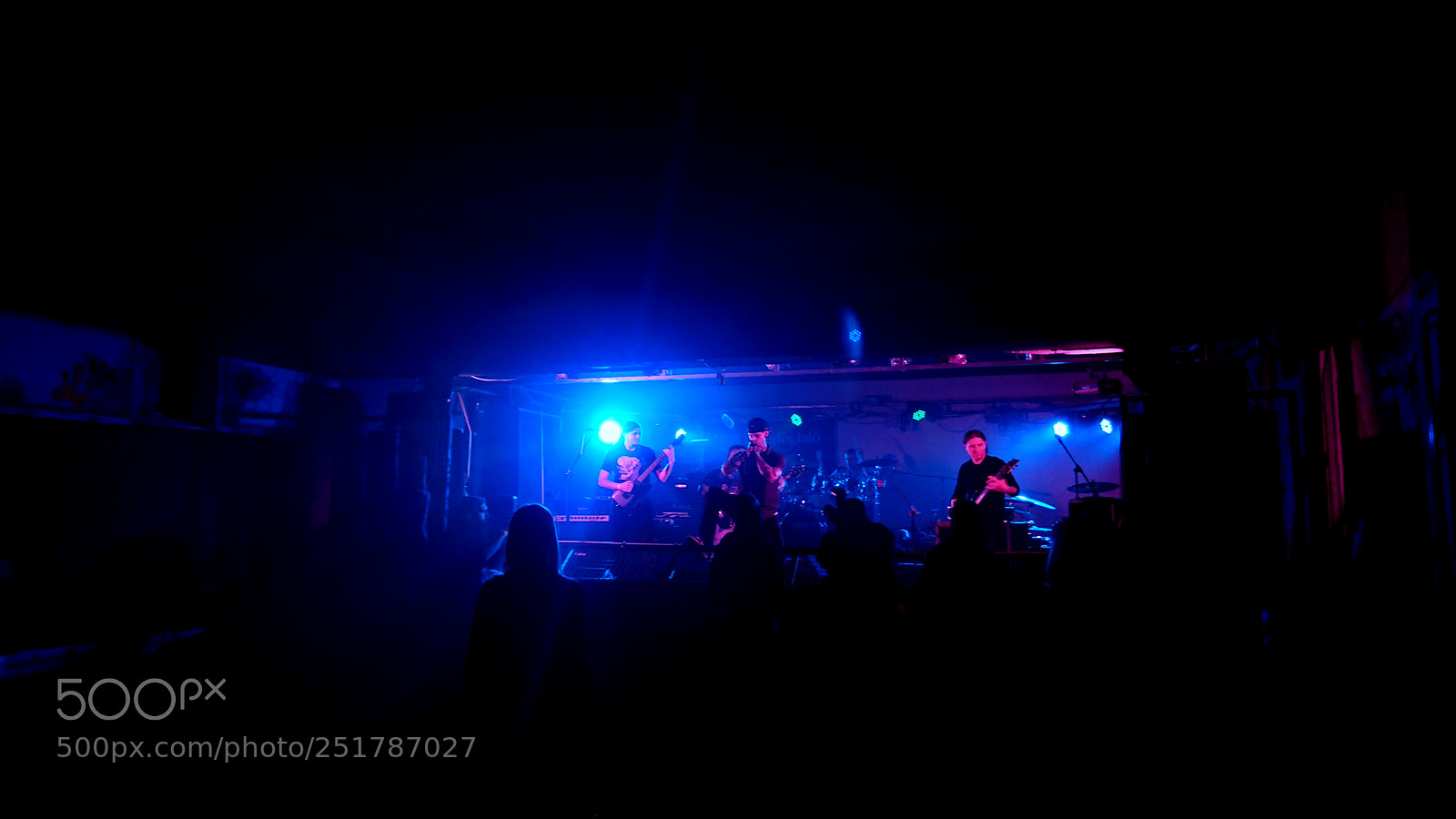 Sony Xperia XZ sample photo. Heavy metal night at photography
