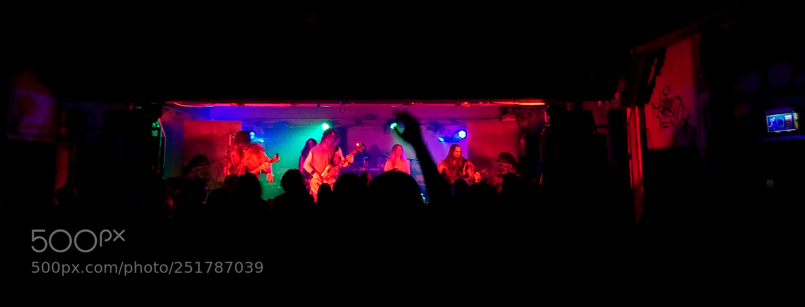 Sony Xperia XZ sample photo. Heavy metal night at photography