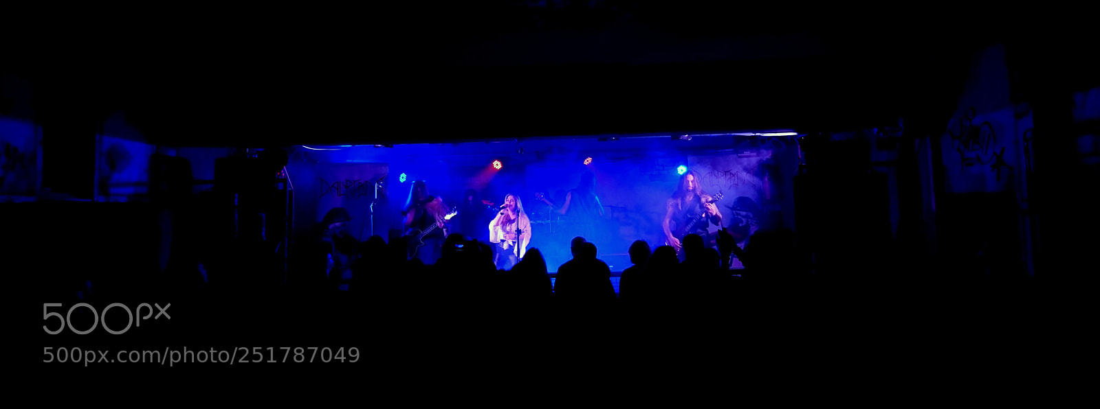 Sony Xperia XZ sample photo. Heavy metal night at photography