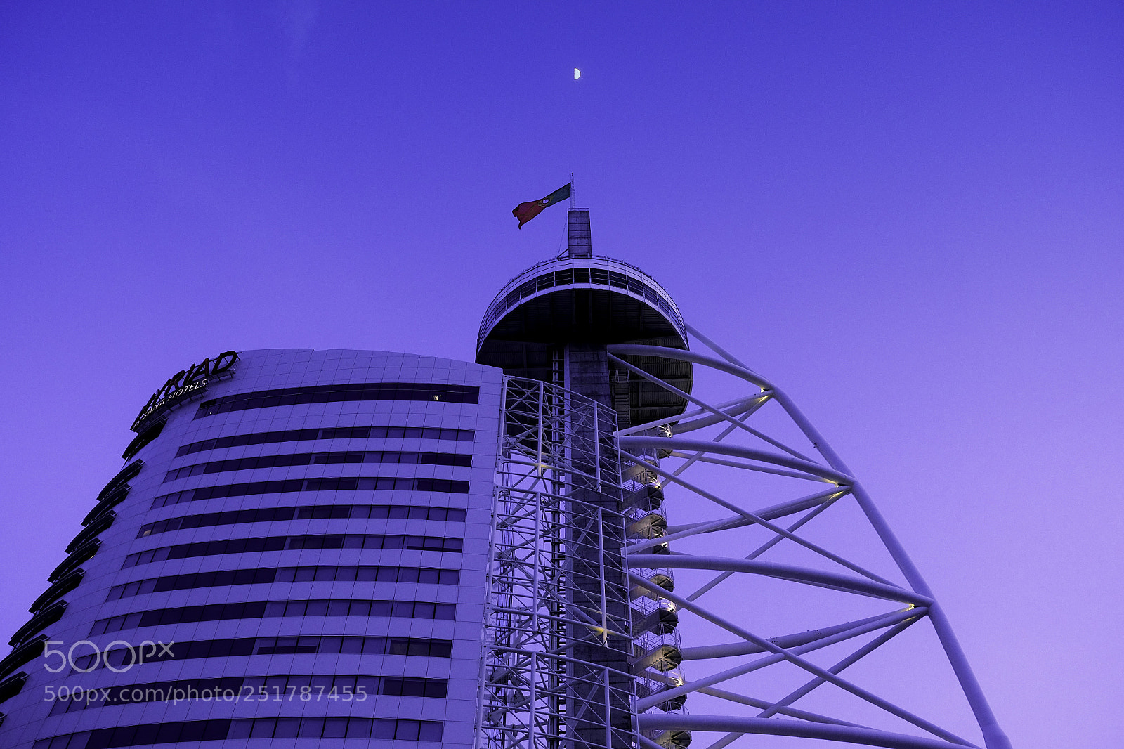 Fujifilm X-T10 sample photo. Half moon above portugal photography
