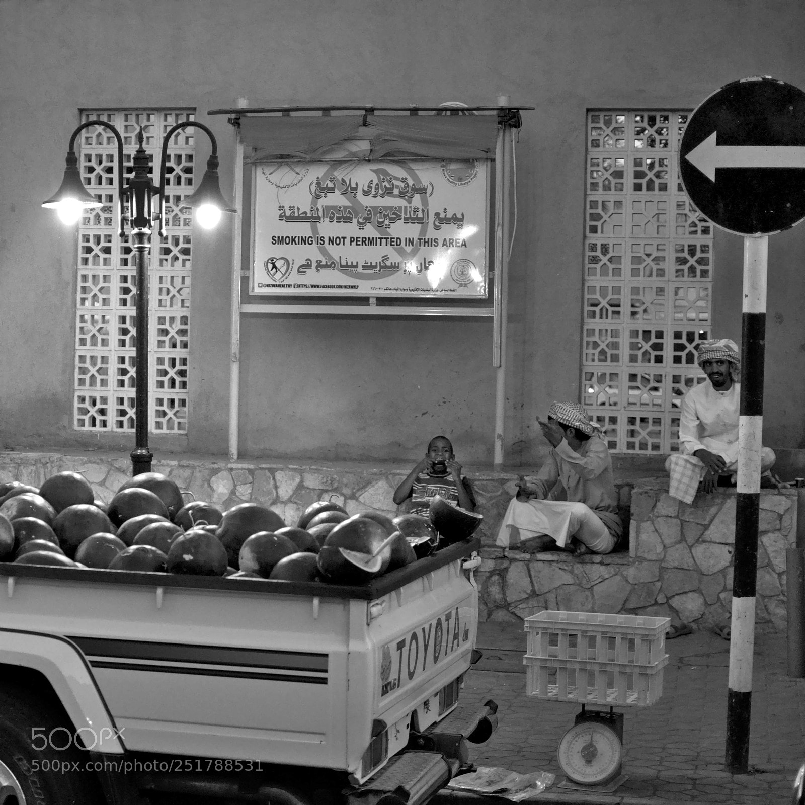 Nikon D5300 sample photo. Nizwa night market photography