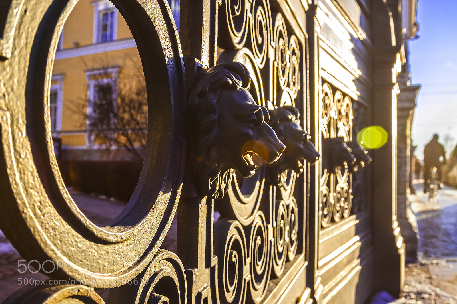 Canon EOS 500D (EOS Rebel T1i / EOS Kiss X3) sample photo. The gates of the photography