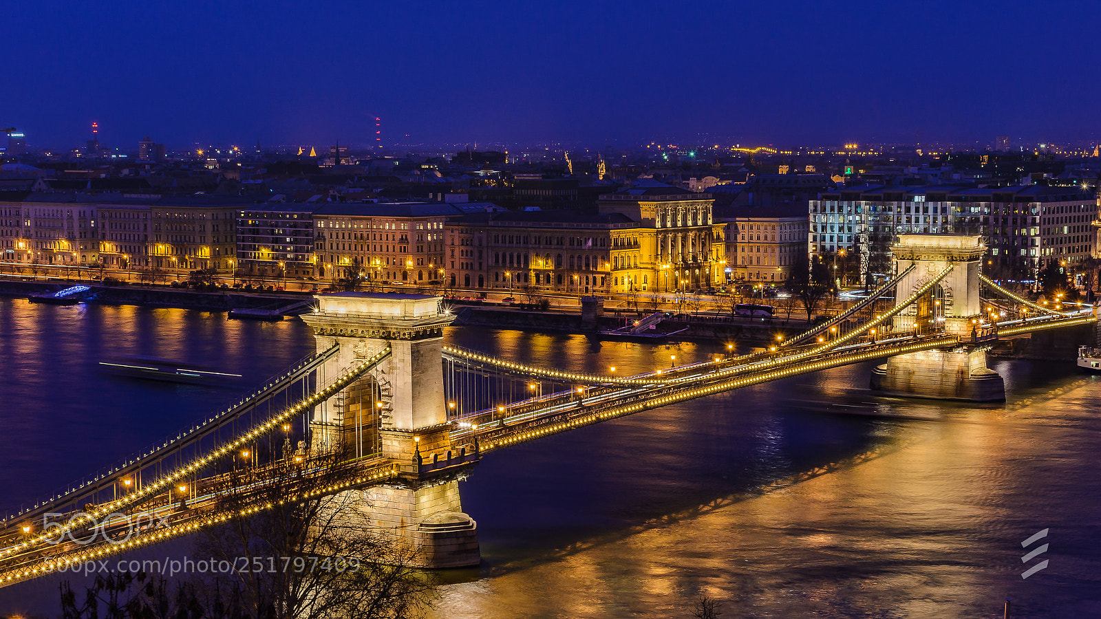 Nikon D5200 sample photo. Budapest chain bridge photography