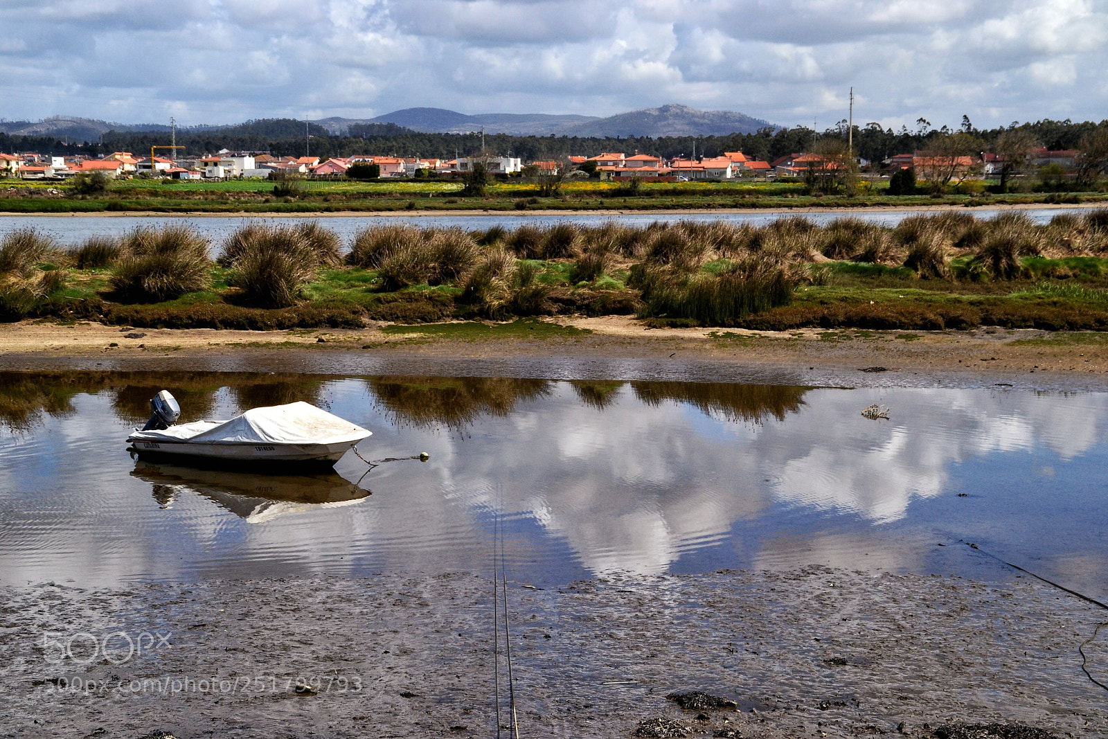 Nikon D3100 sample photo. Boat photography