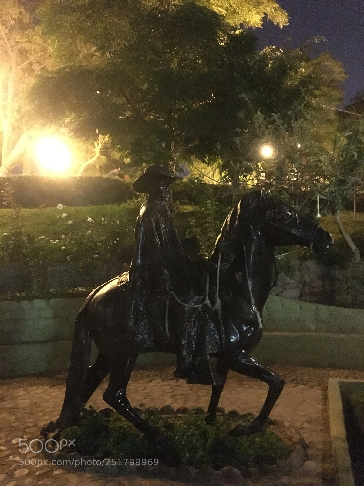 Apple iPhone 6s sample photo. Nocturno photography