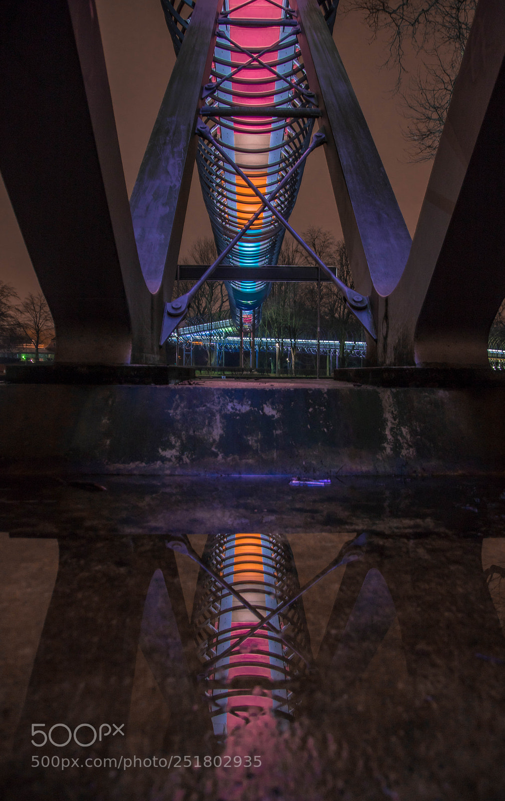 Canon EOS 6D Mark II sample photo. Slinky springs to fame 1 photography