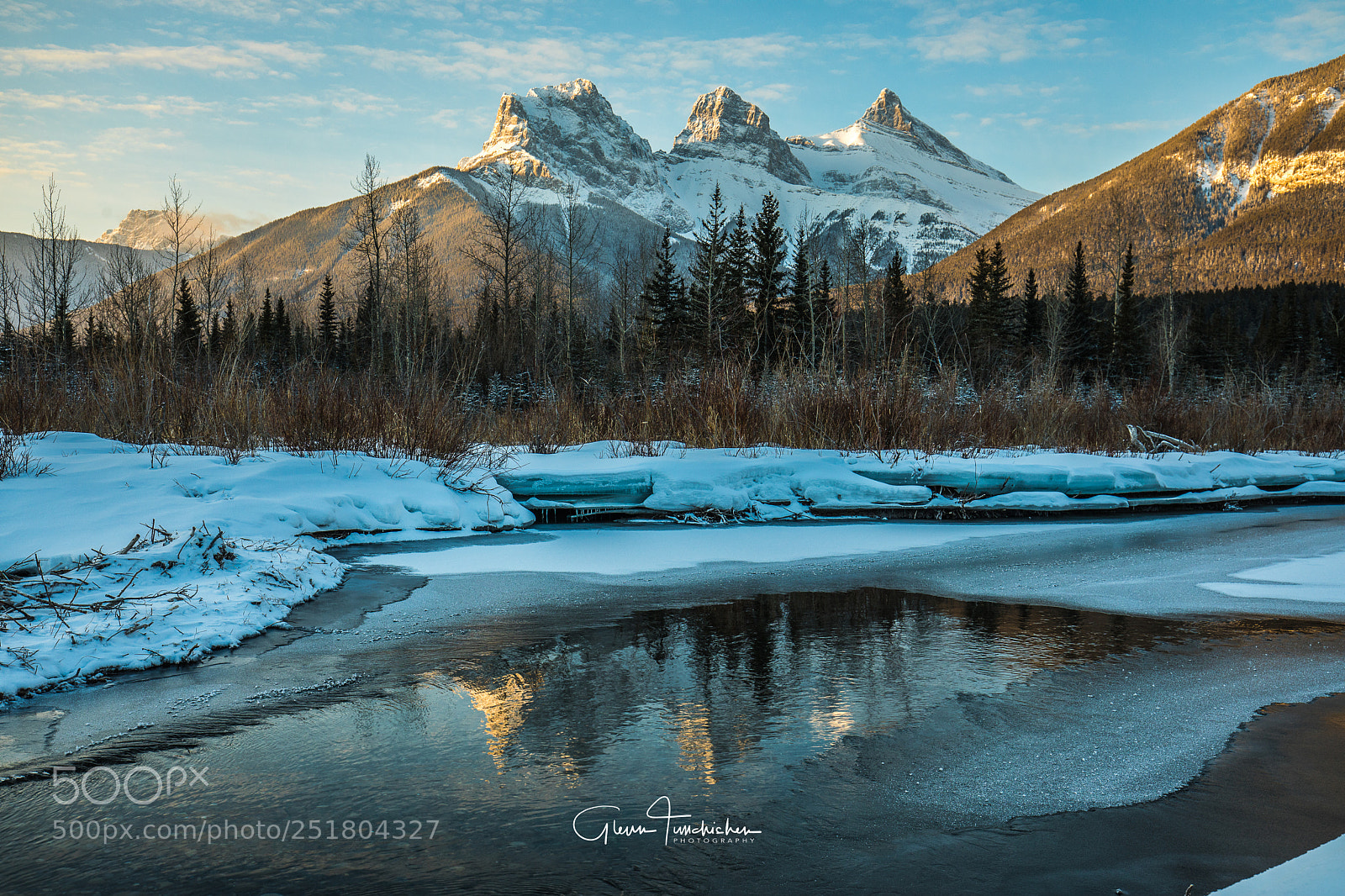 Canon EOS 5D Mark IV sample photo. A cold sunrise morning photography
