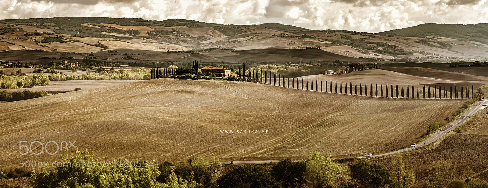 Sony a99 II sample photo. Farmland in tuscany panoramic photography