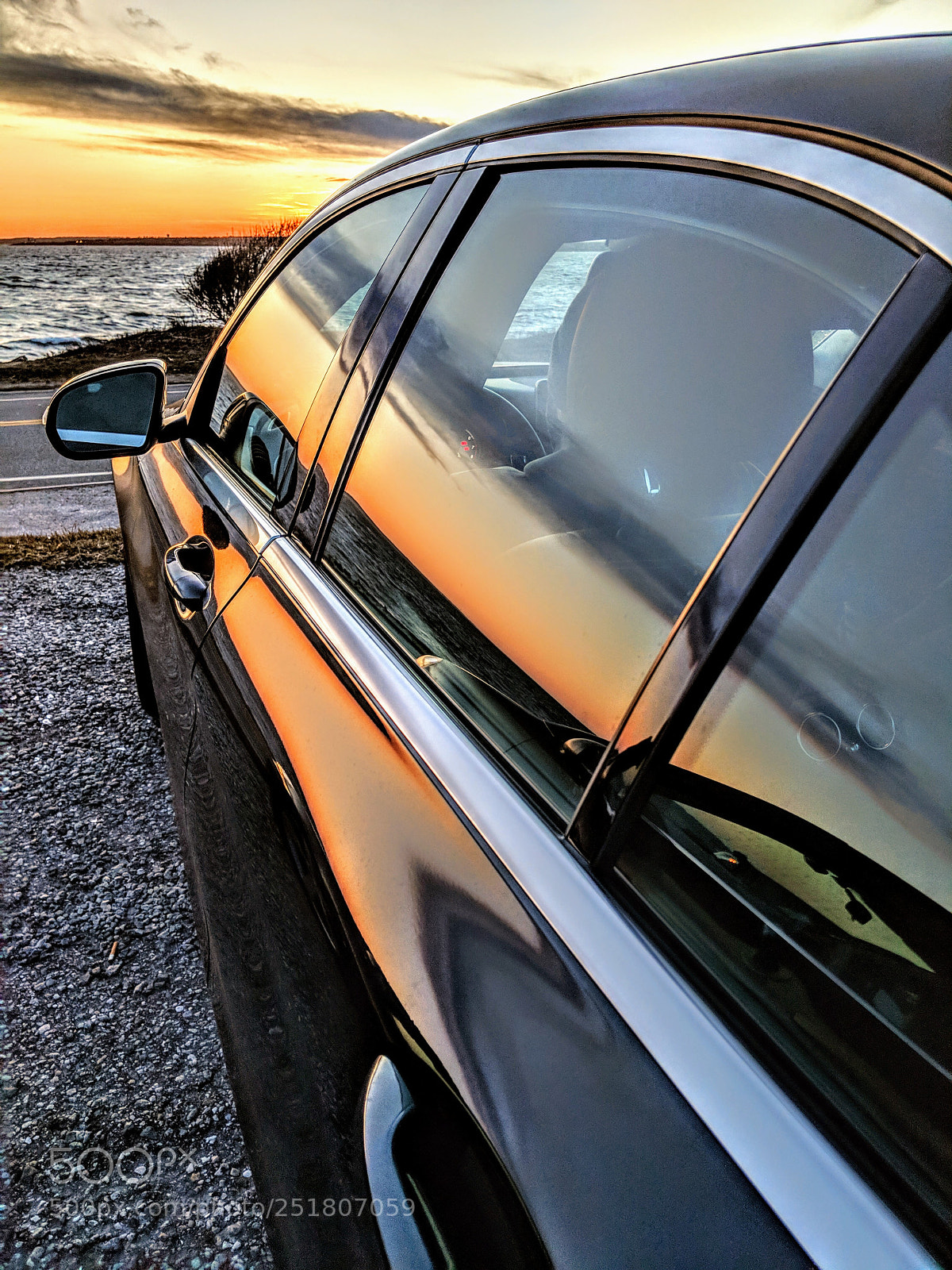 Google Pixel 2 XL sample photo. The reflection of sunset photography