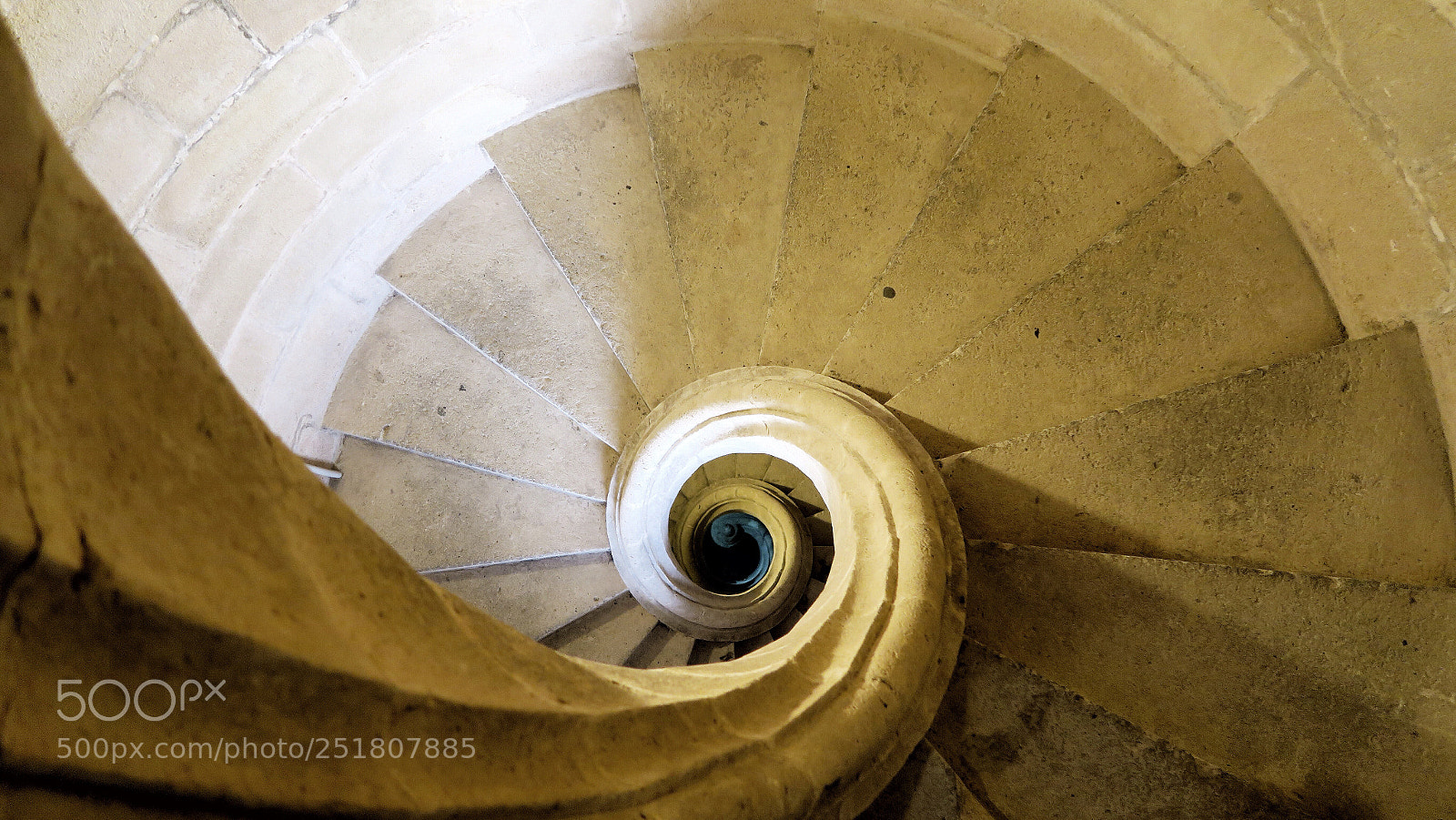 Canon PowerShot G7 X sample photo. Staircase of the cathedral photography