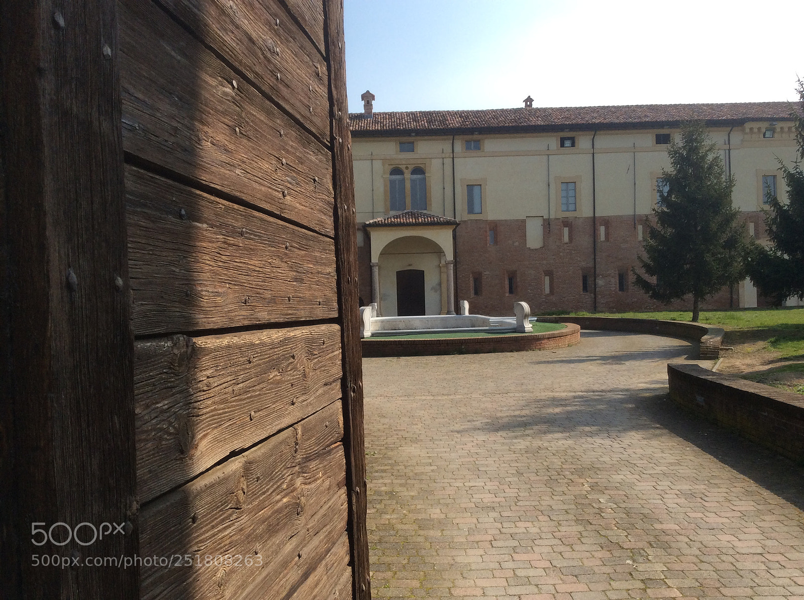 Apple iPad mini 2 sample photo. .....entriamo............ photography