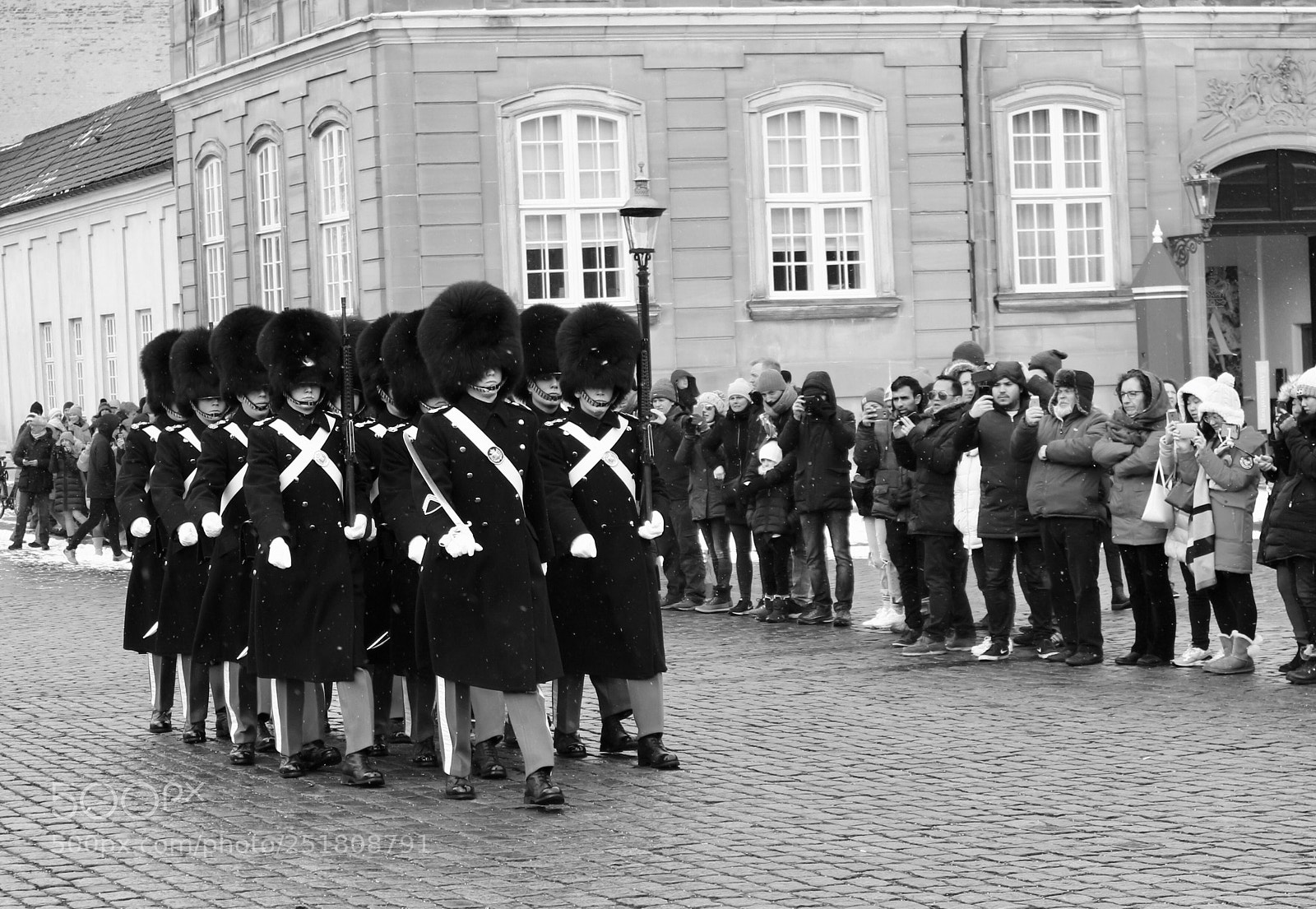 Canon EOS M10 sample photo. Amalienborg, copenhagen, denmark photography