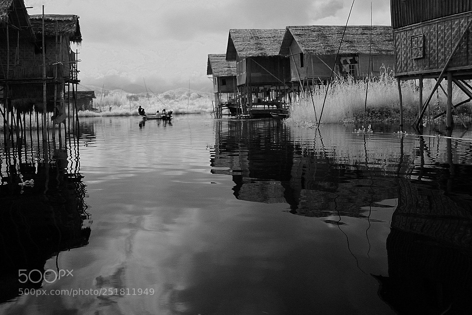 Nikon D200 sample photo. House on the lake photography