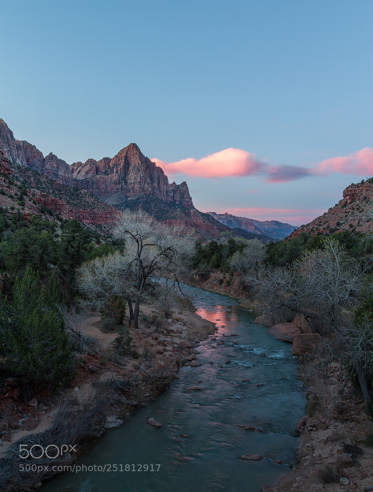 Canon EOS 7D sample photo. The watchman photography