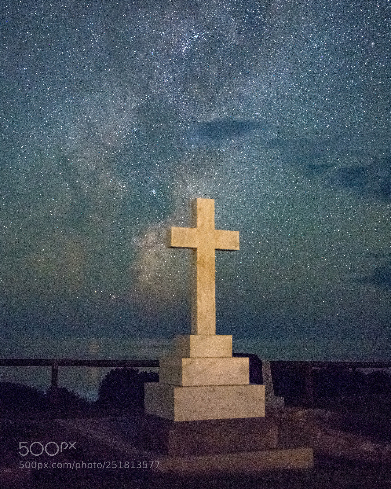 Canon EOS 6D Mark II sample photo. Easter sunday, 2018 photography