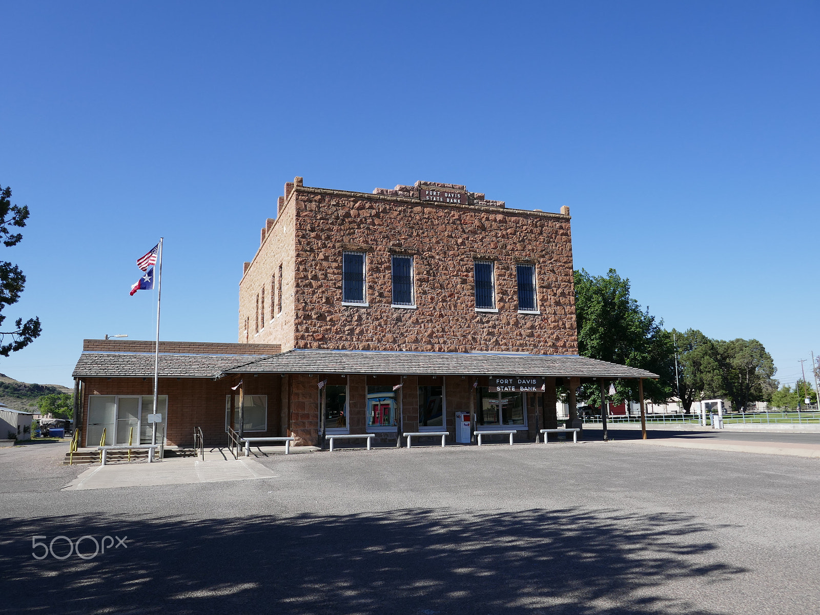 Panasonic Lumix DMC-ZS100 (Lumix DMC-TZ100) sample photo. Fort davis state bank photography