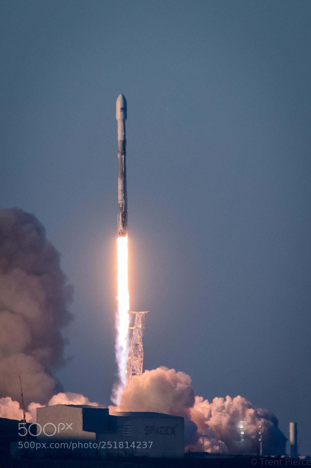 Pentax K-3 II sample photo. Falcon 9 photography
