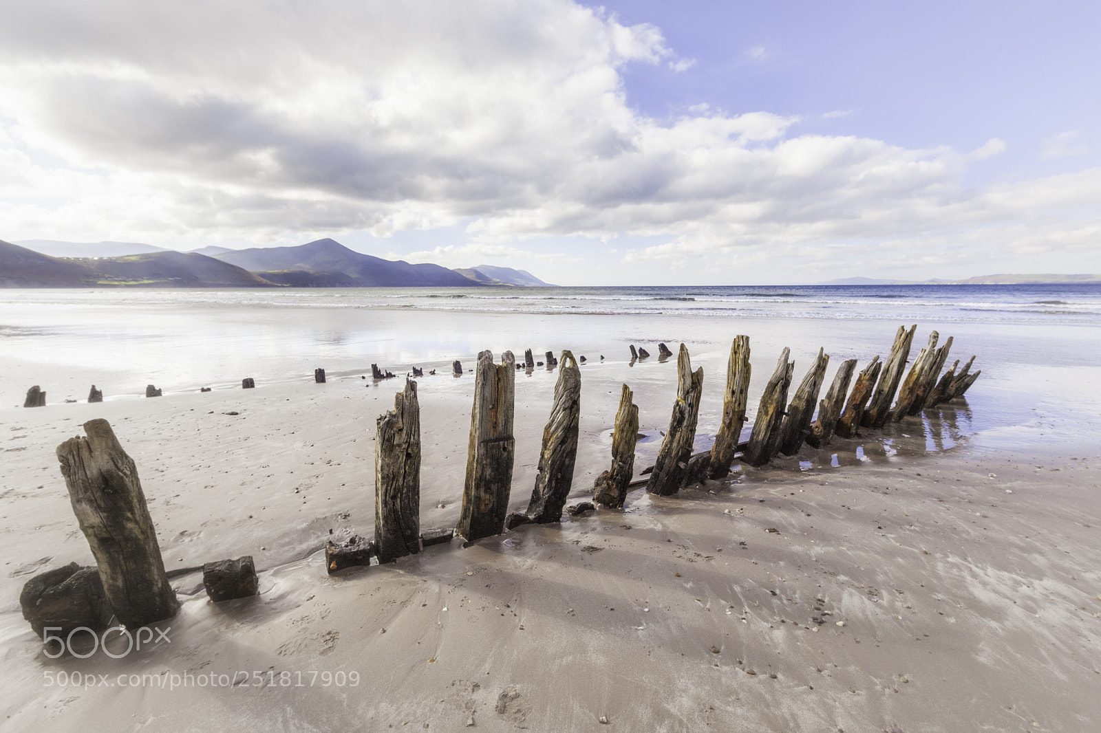 Canon EOS 5D Mark II sample photo. Shipwreck on the beach photography
