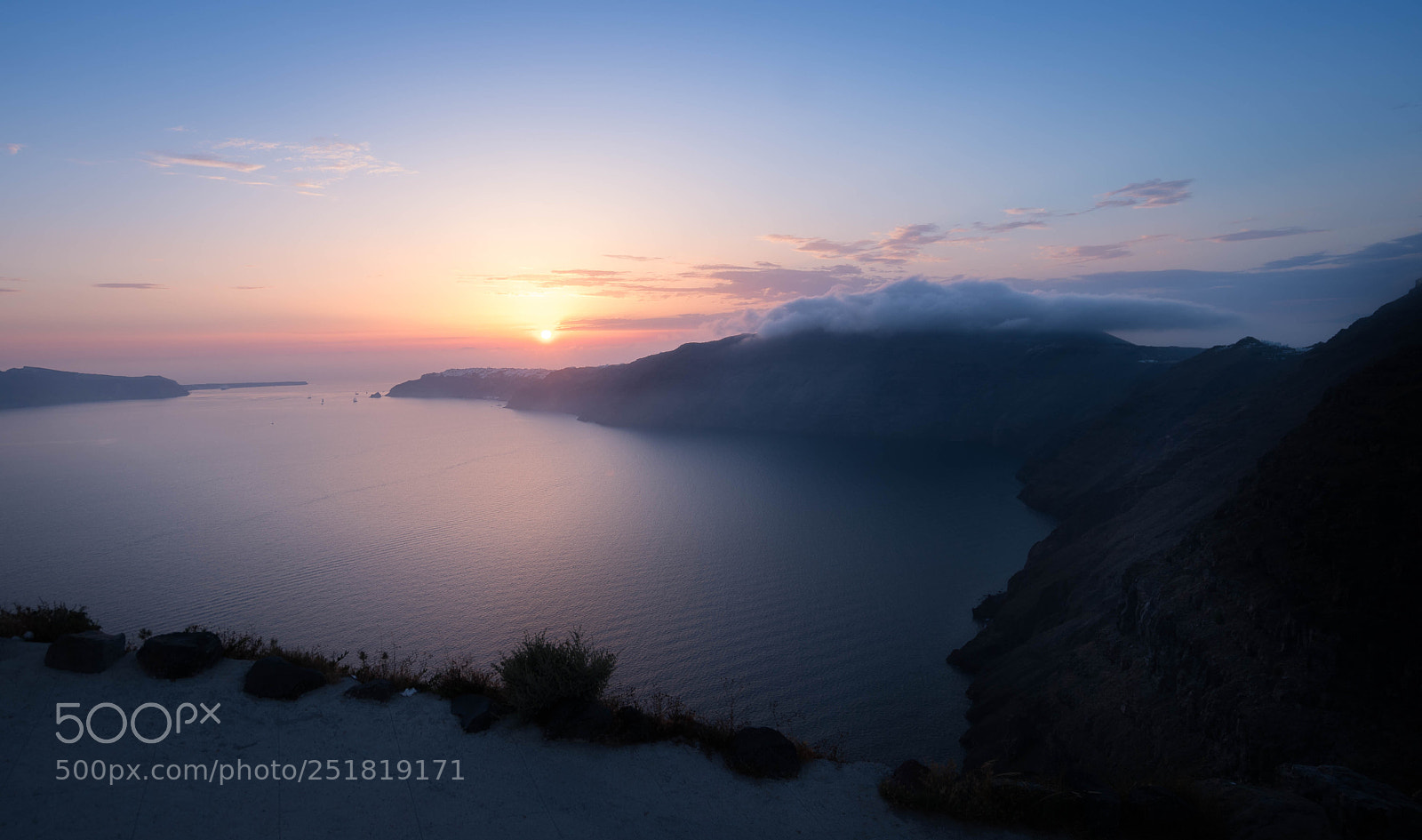 Sony a7R II sample photo. I miss santorini's sunset photography