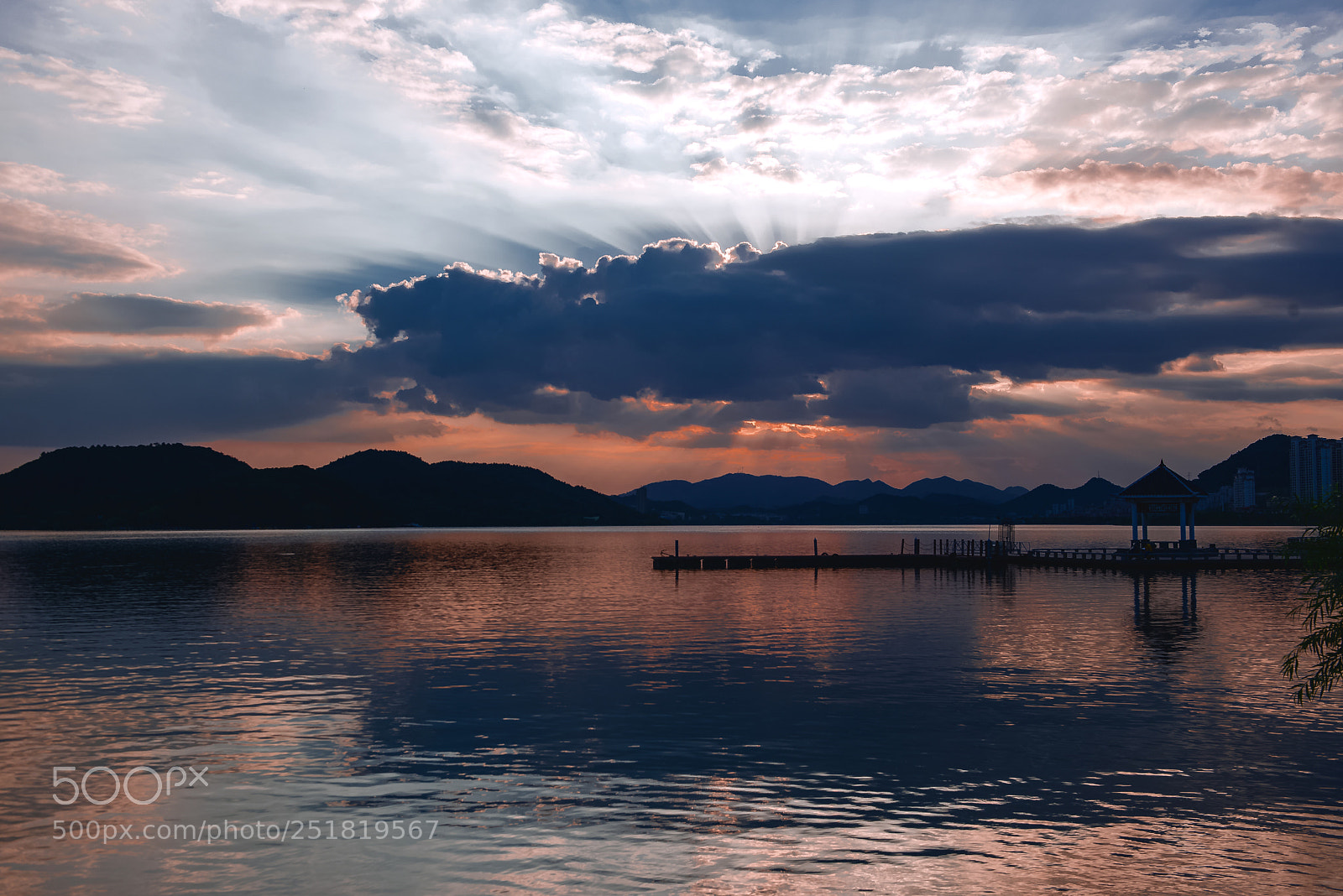 Nikon D800 sample photo. 磁湖残阳 photography