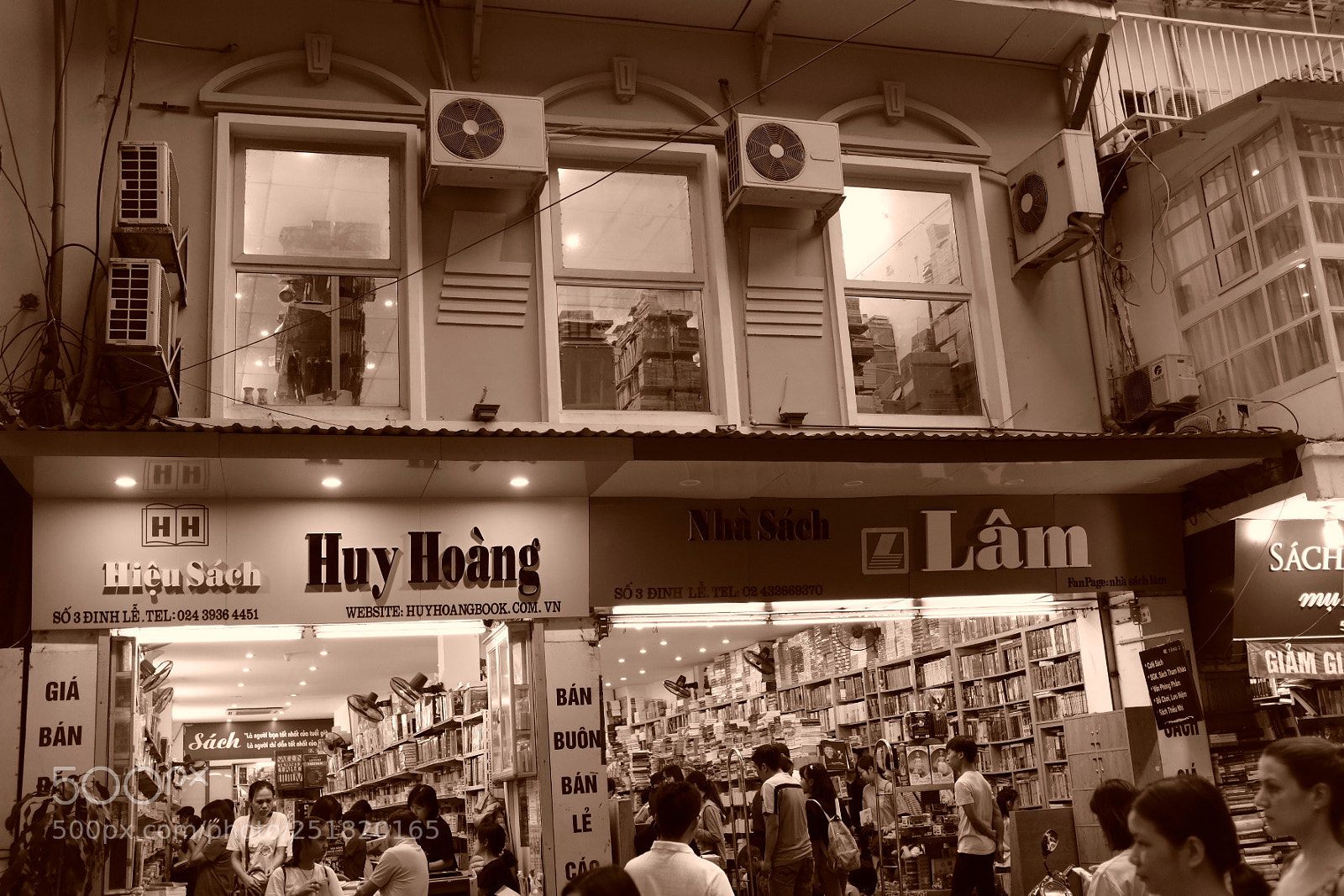 Fujifilm X100F sample photo. Hi u s ch photography