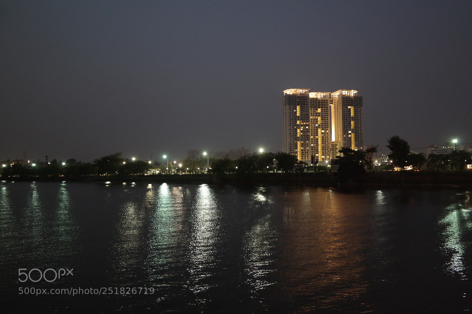 Samsung NX2000 sample photo. Sunset and night photography