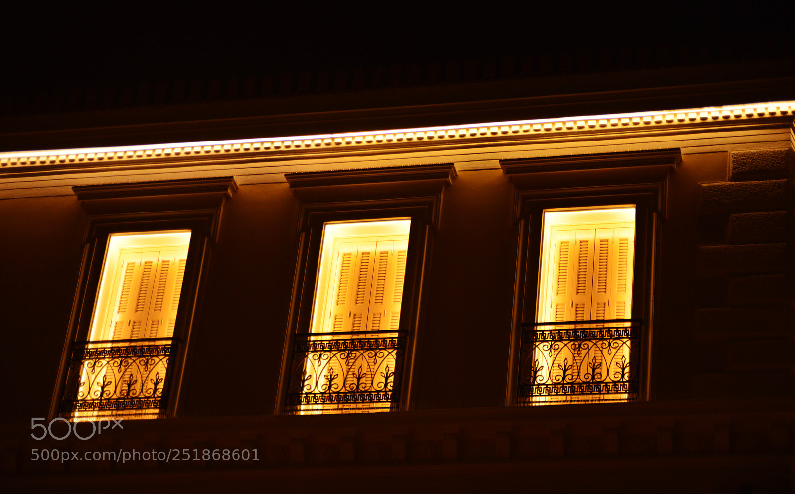 Nikon D800 sample photo. Golden windows - greece 2017 photography