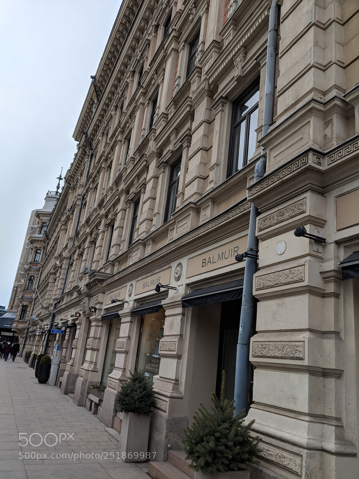 Google Pixel 2 sample photo. Market square helsinki photography