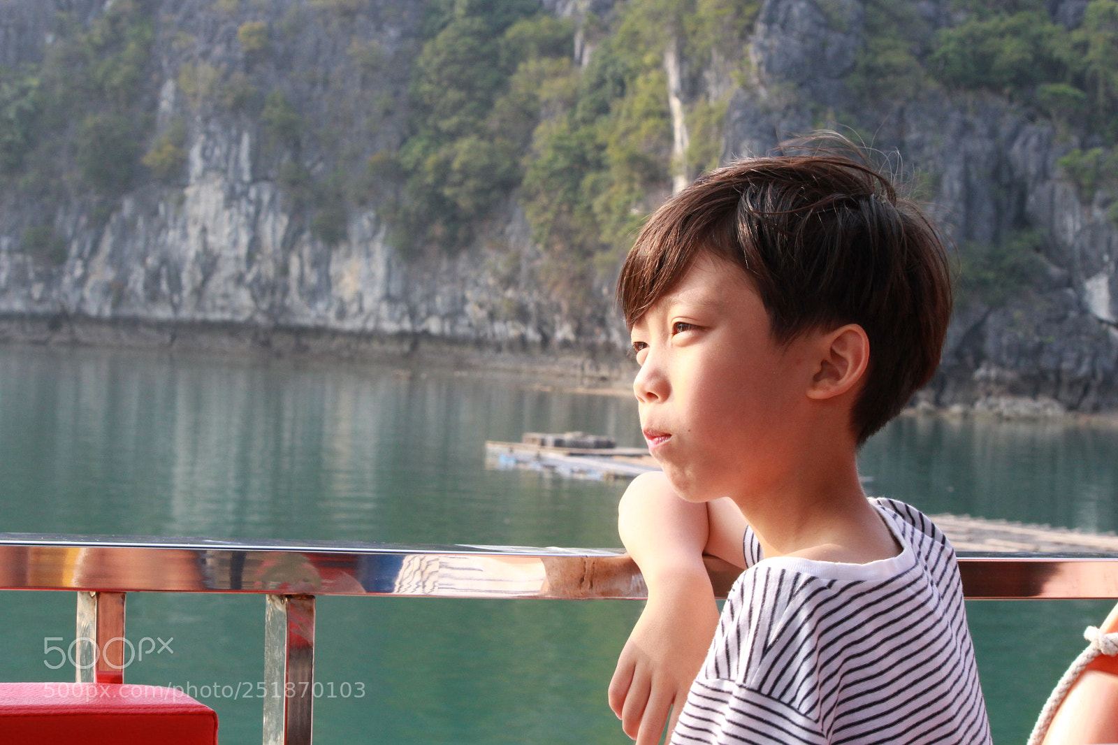 Canon EF-S 55-250mm F4-5.6 IS II sample photo. When you are looking photography