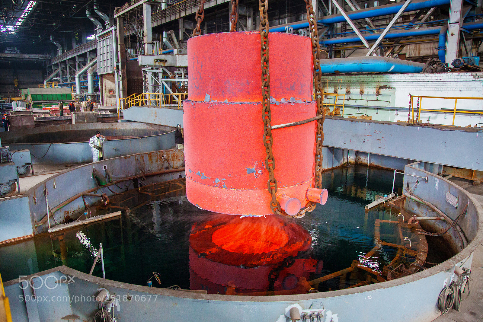 Canon EOS 5D Mark II sample photo. Hardening sprayer installation photography