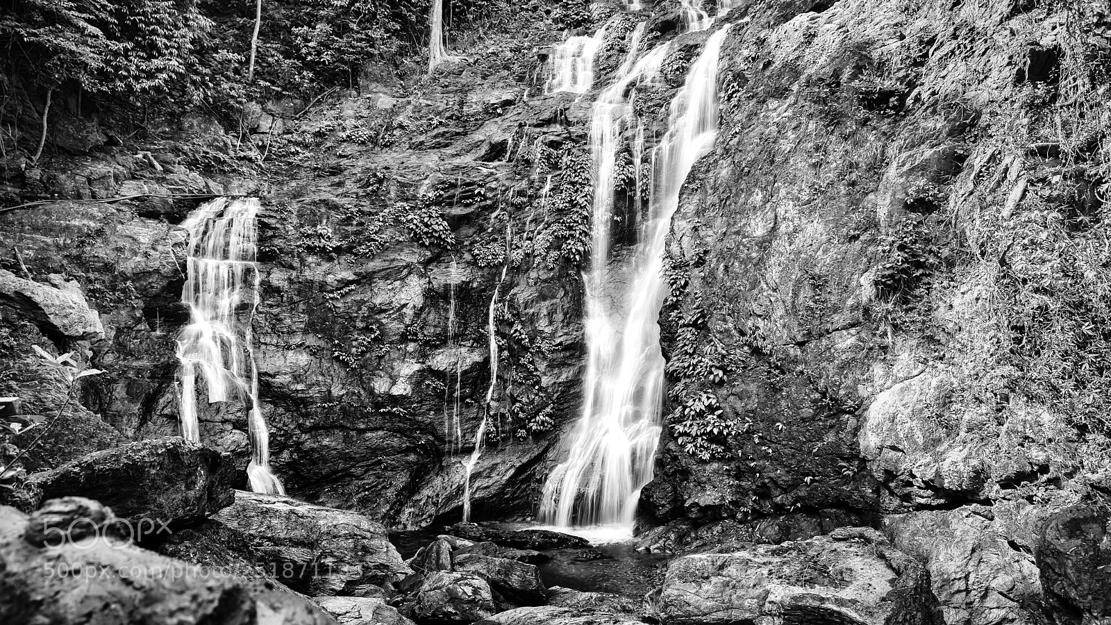 Nikon D800 sample photo. Tamaraw falls photography