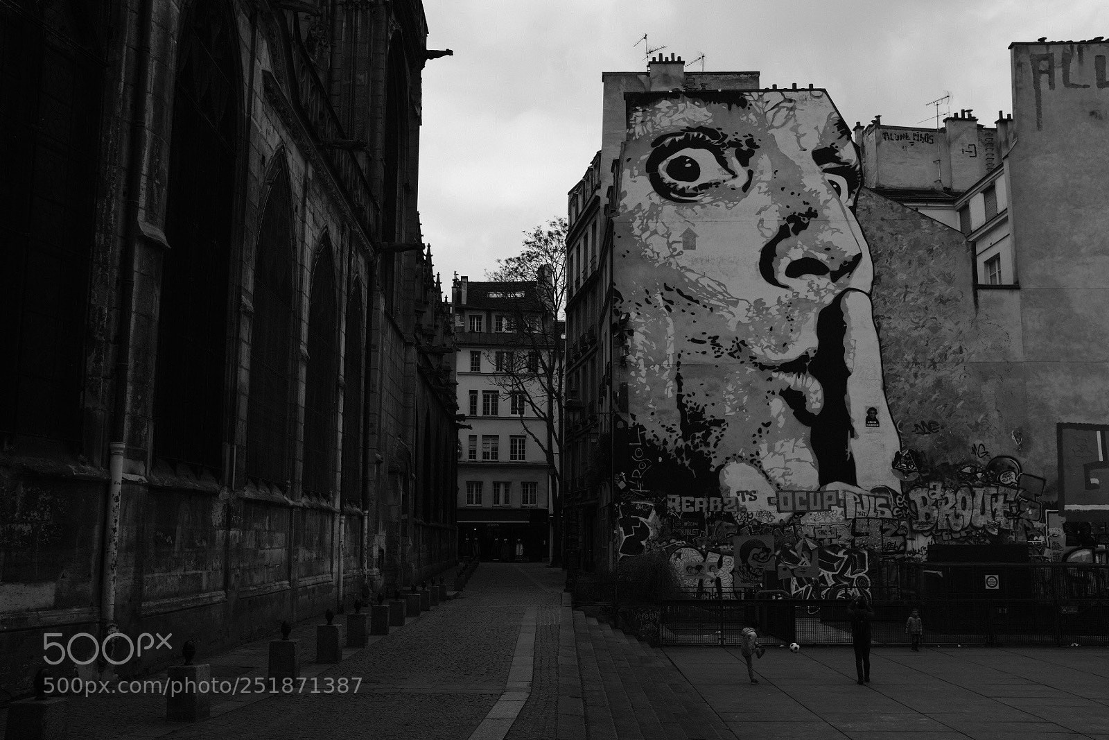 Fujifilm X100F sample photo. Paris photography